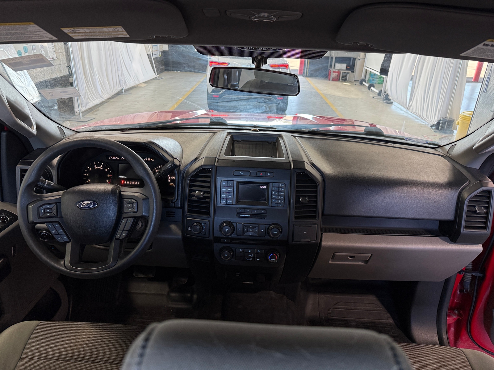 Thumbnail: 2016 Ford Econoline - 3