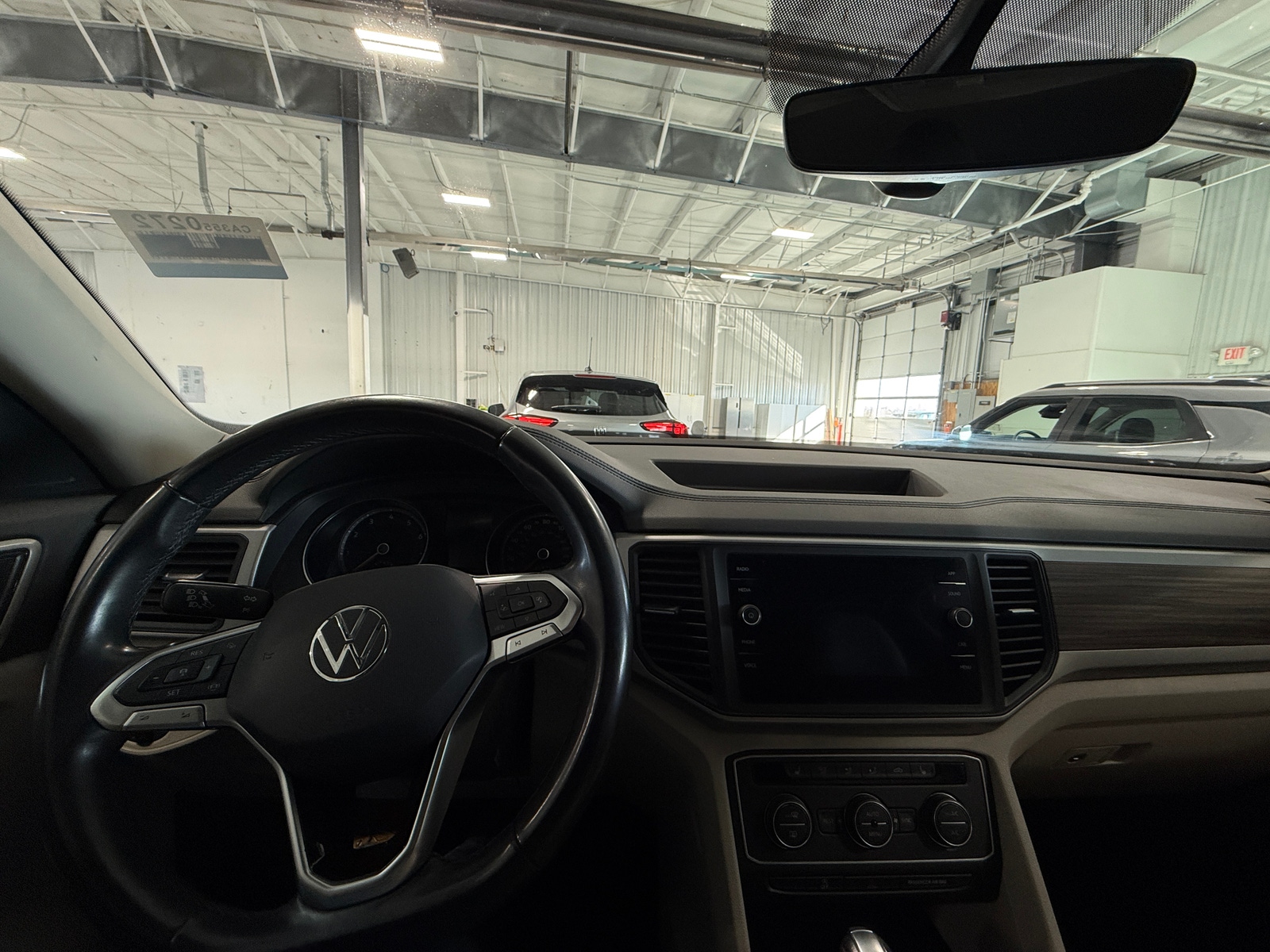 Thumbnail: 2021 Volkswagen Atlas - 2