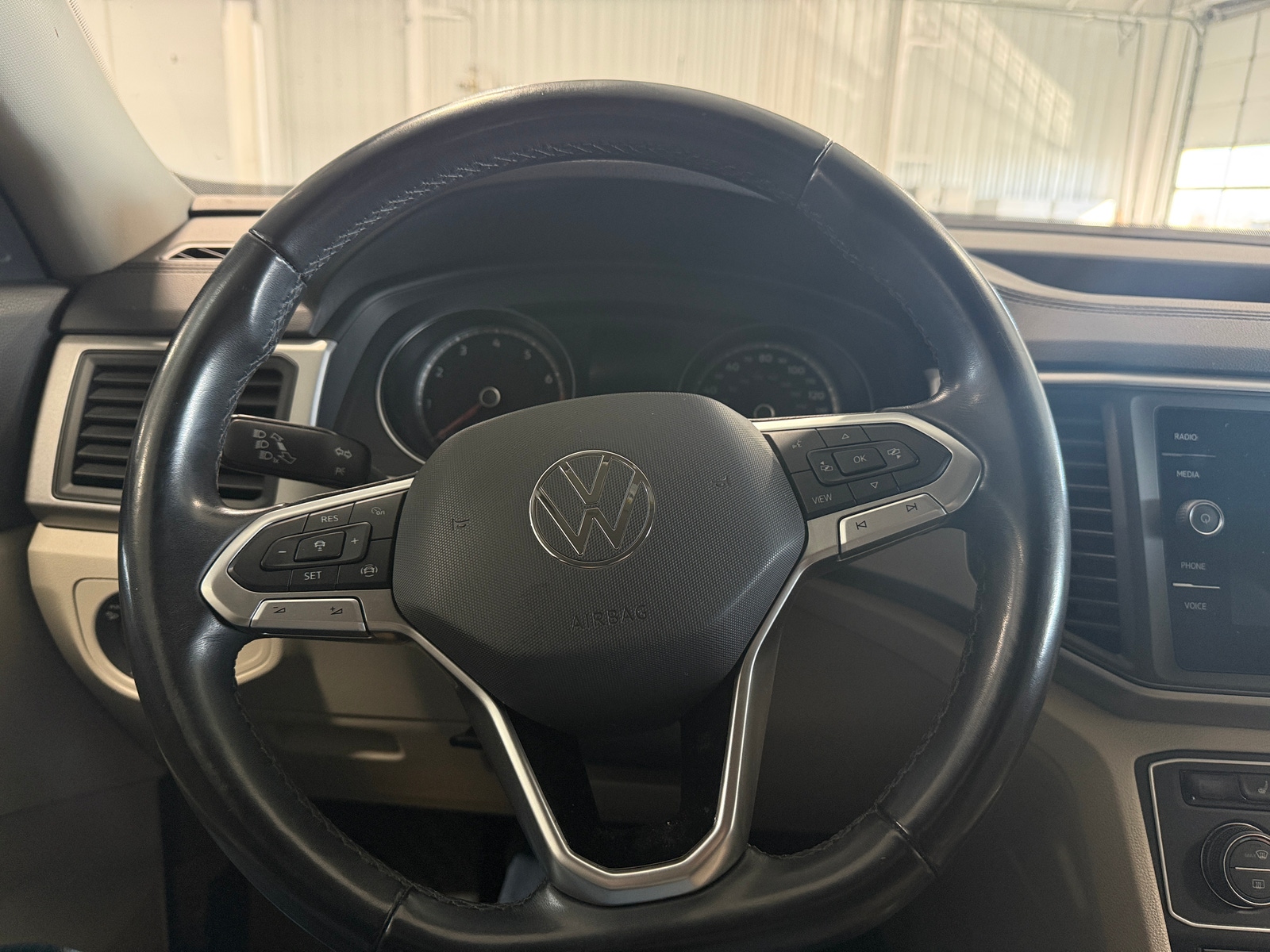 Thumbnail: 2021 Volkswagen Atlas - 4