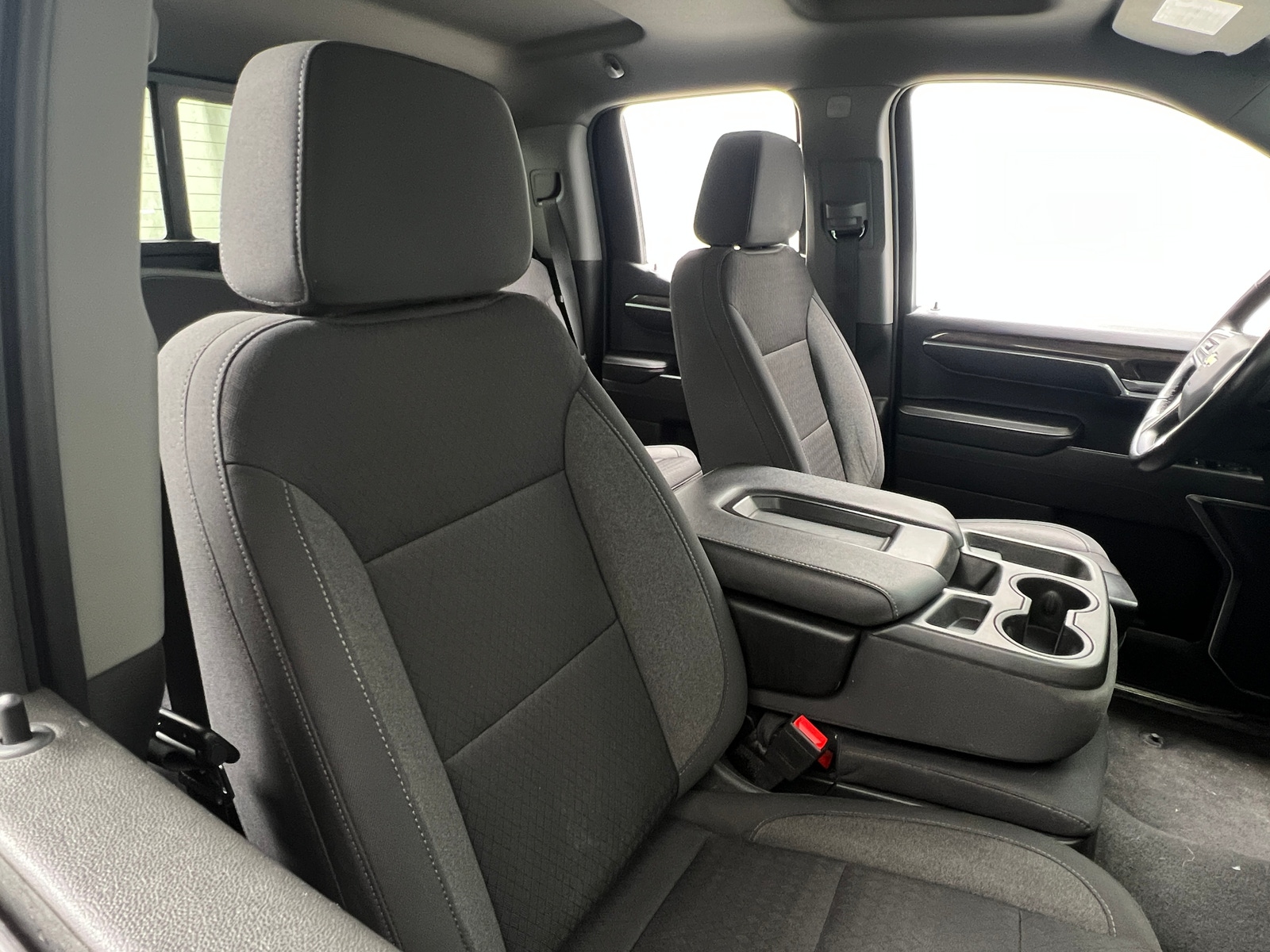 Thumbnail: 2022 Chevrolet Silverado 1500 - 2