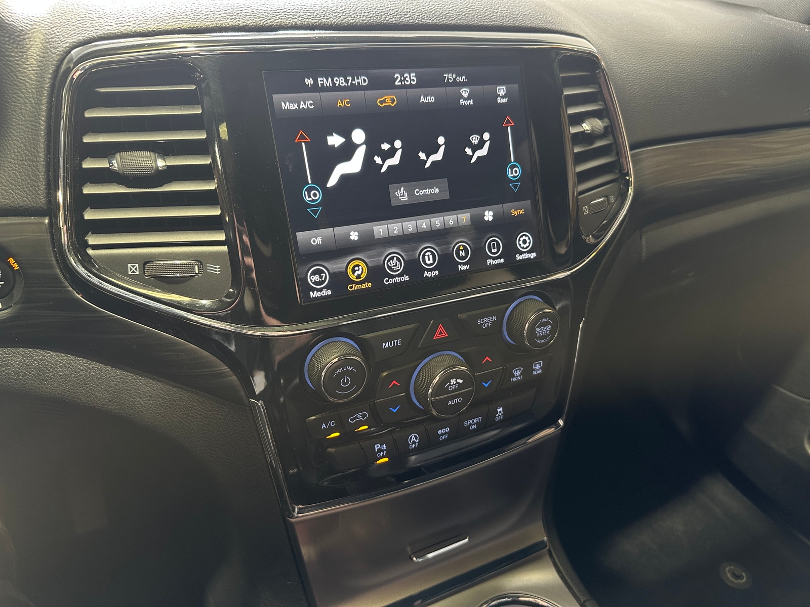 Thumbnail: 2020 Jeep Grand Cherokee - 4