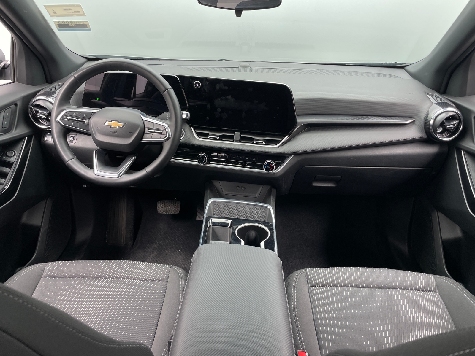 Thumbnail: 2025 Chevrolet Equinox - 3