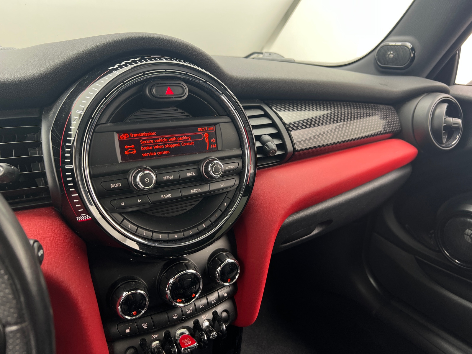 Thumbnail: 2016 MINI Cooper Hardtop - 3