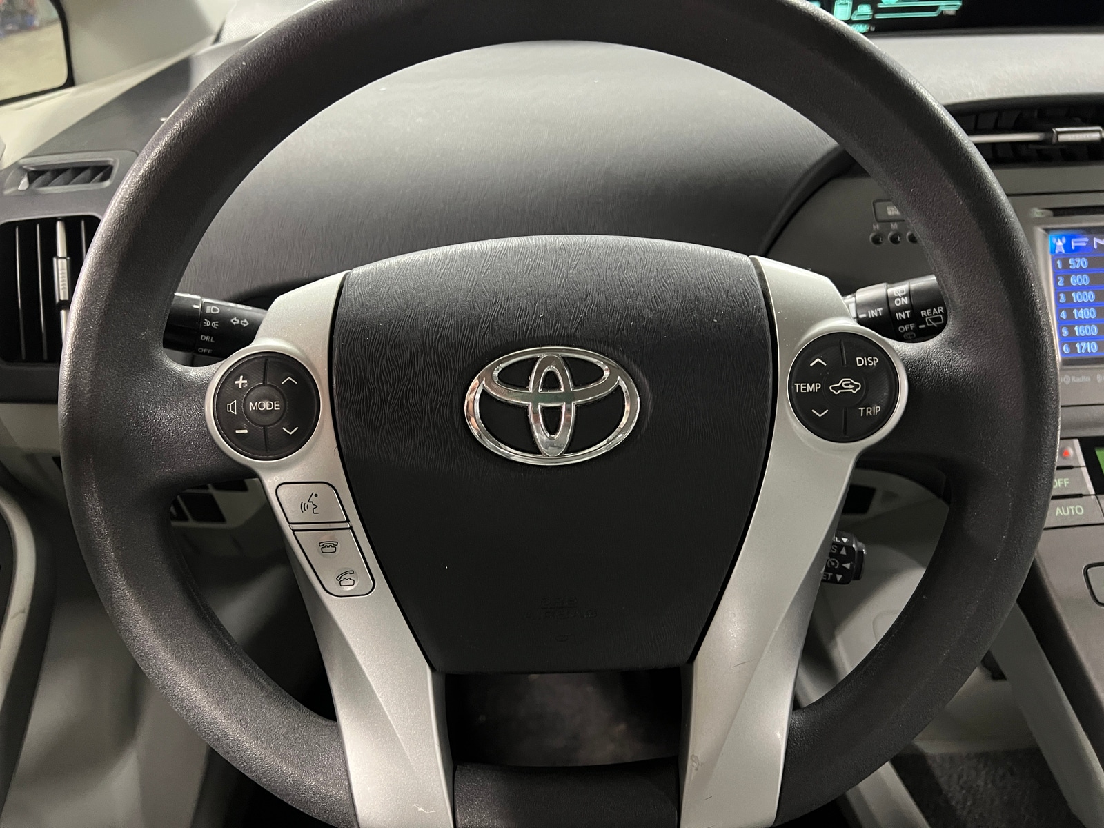 Thumbnail: 2012 Toyota Prius - 5