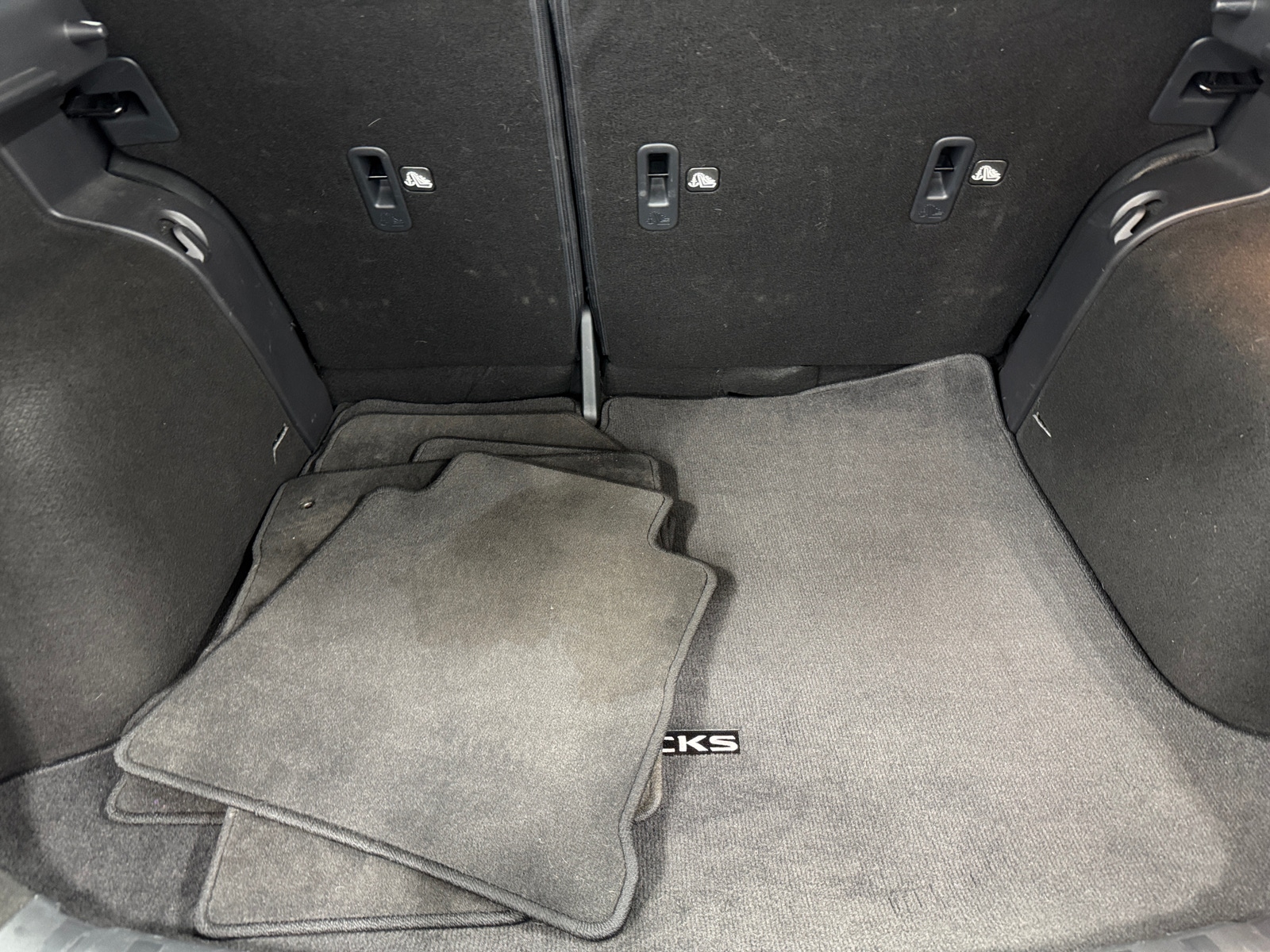 Thumbnail: 2024 Nissan Kicks - 7