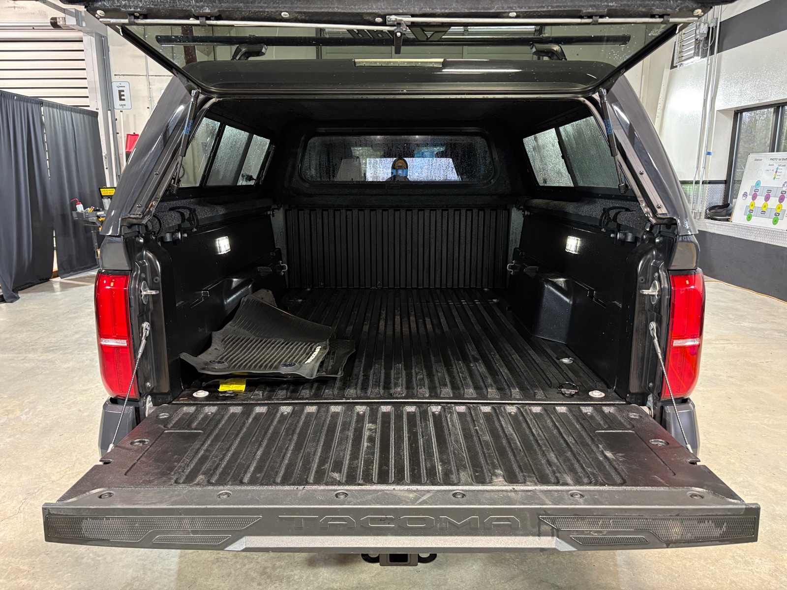 Thumbnail: 2024 Toyota Tacoma - 7