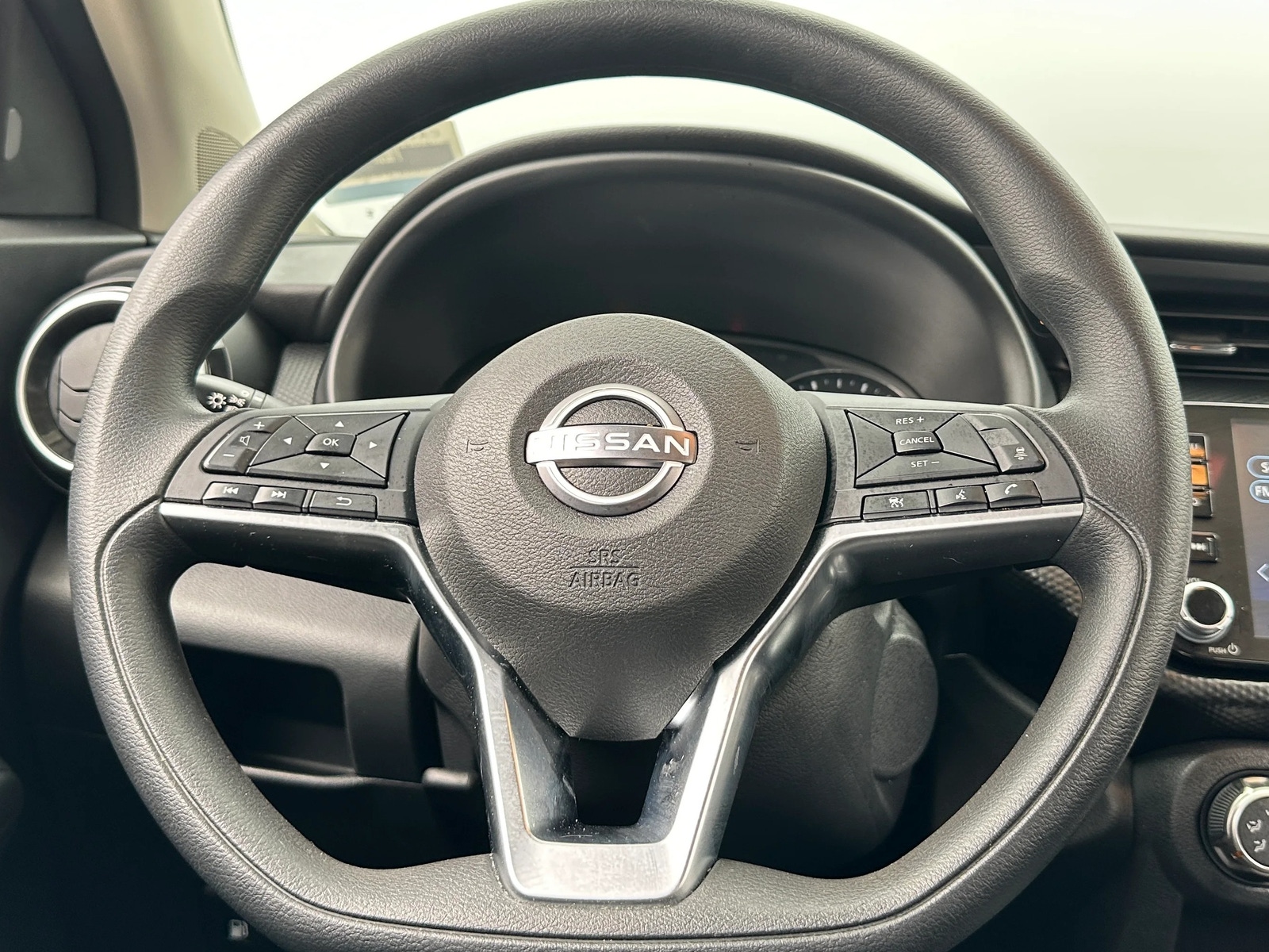 Thumbnail: 2023 Nissan Kicks - 5