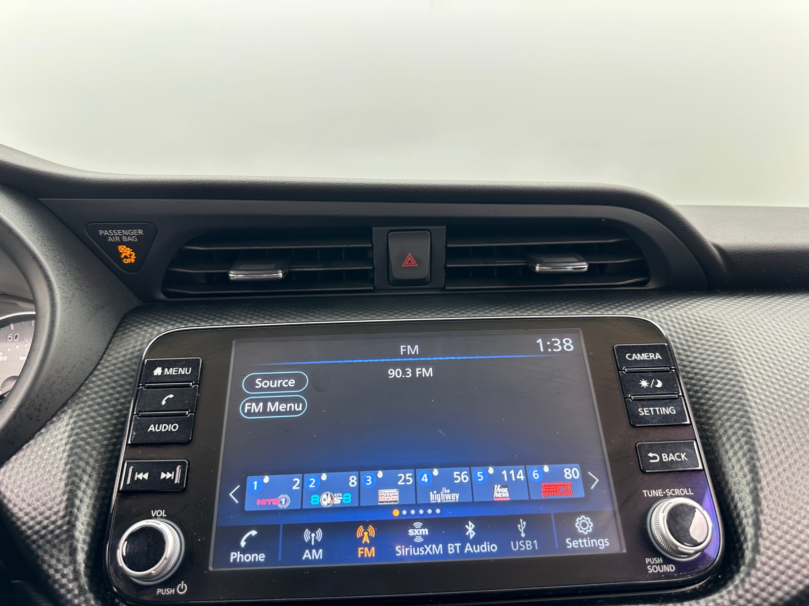 Thumbnail: 2023 Nissan Kicks - 4