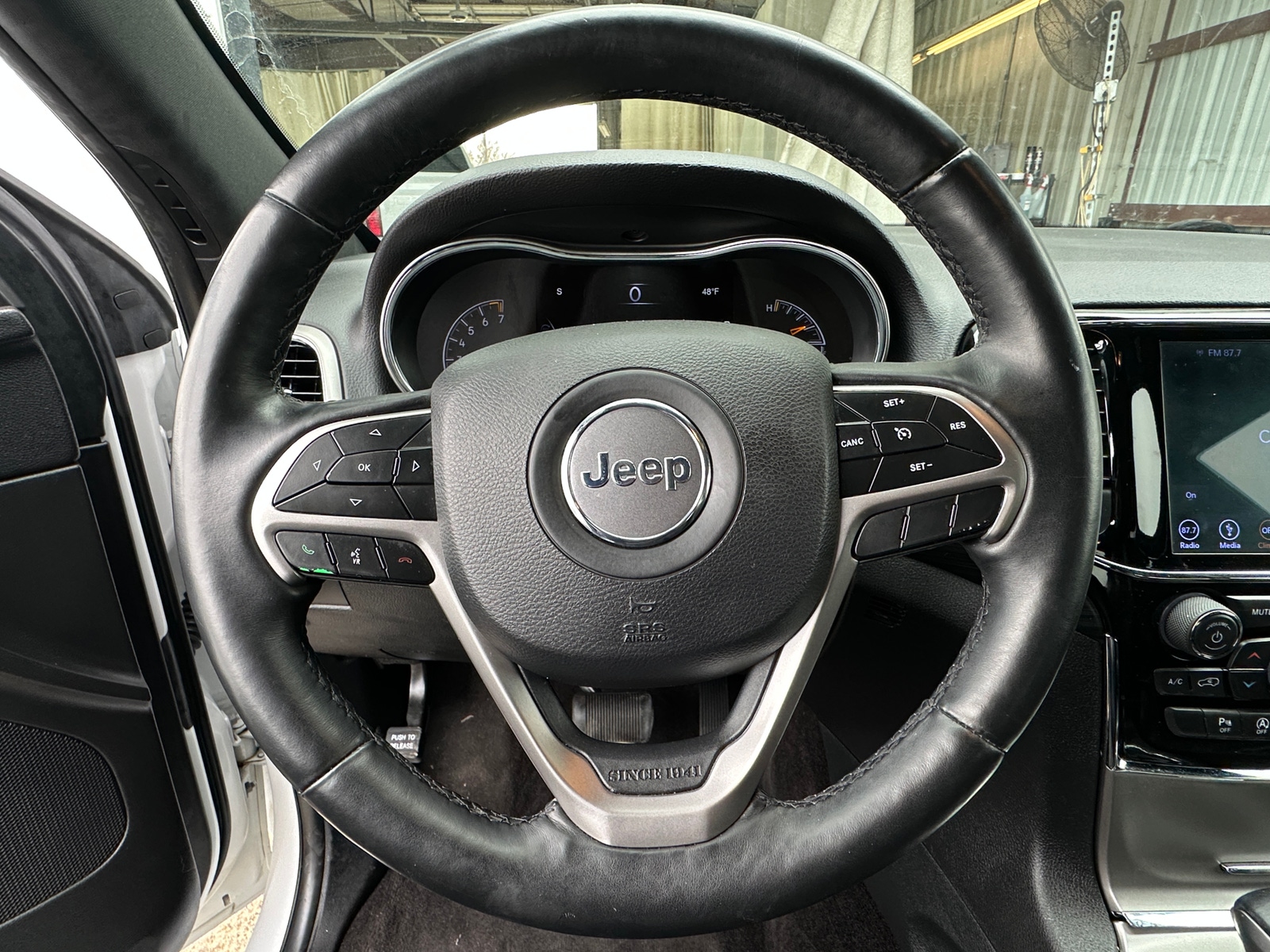 Thumbnail: 2019 Jeep Grand Cherokee - 4