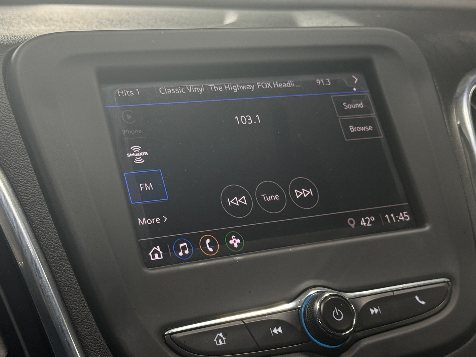 Thumbnail: 2024 Chevrolet Equinox - 4