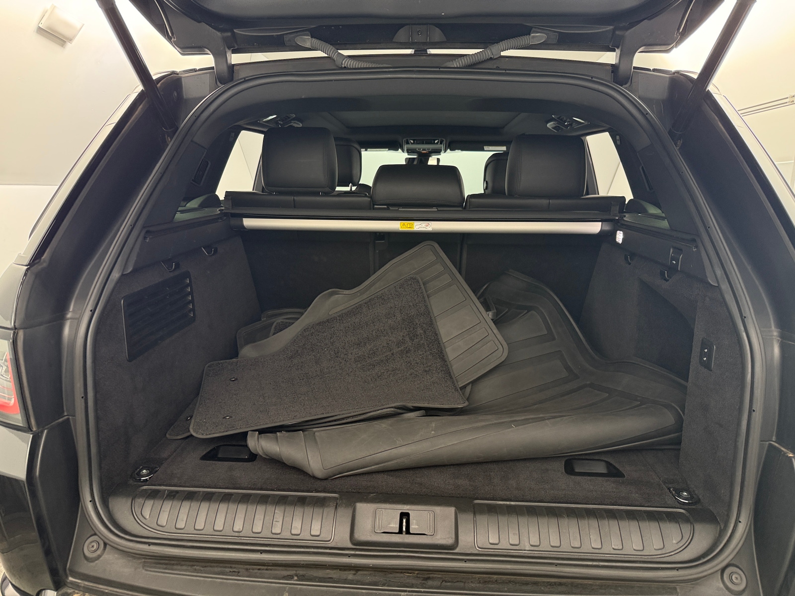 Thumbnail: 2019 Land Rover Range Rover Sport - 6