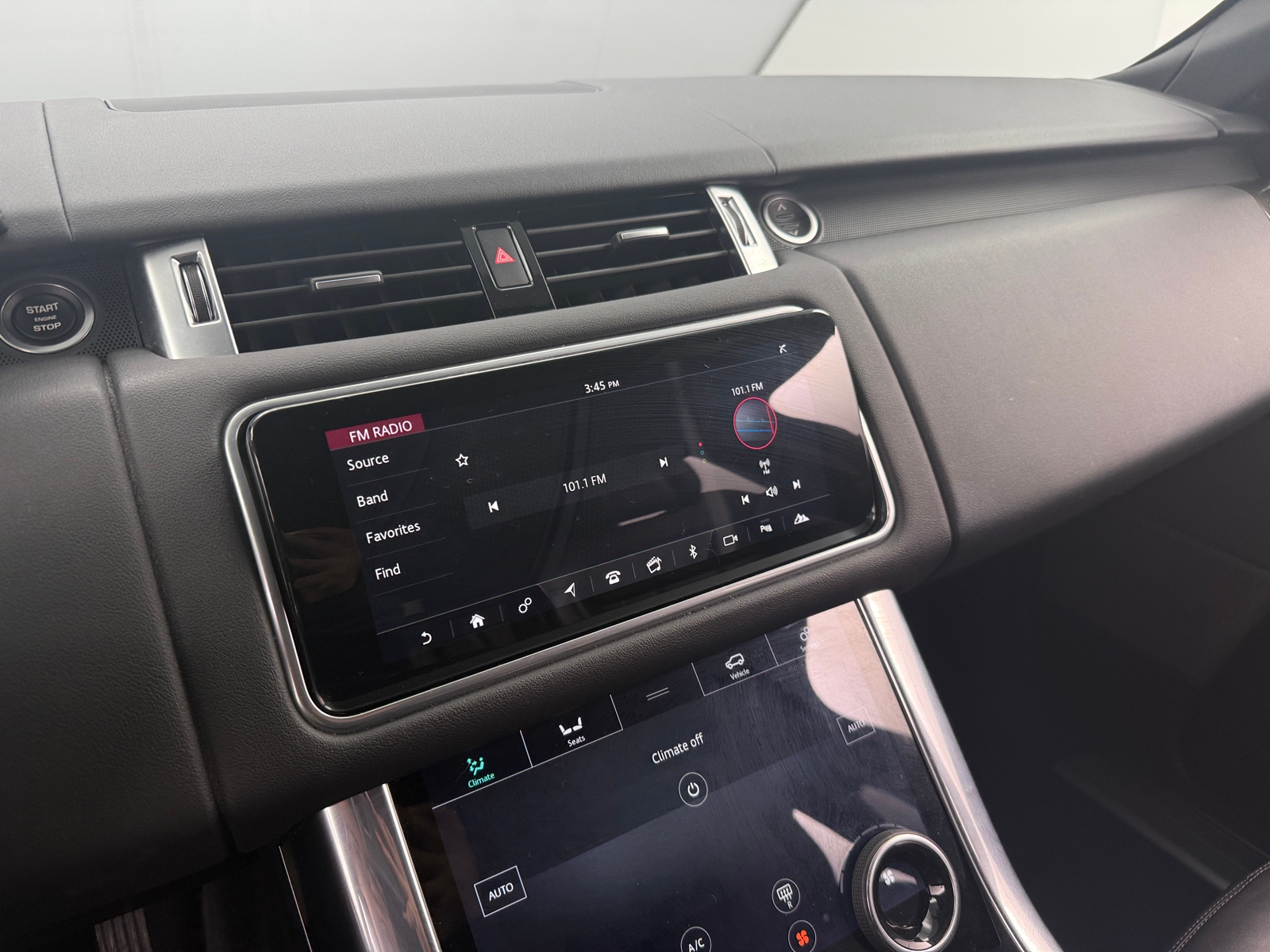 Thumbnail: 2019 Land Rover Range Rover Sport - 3