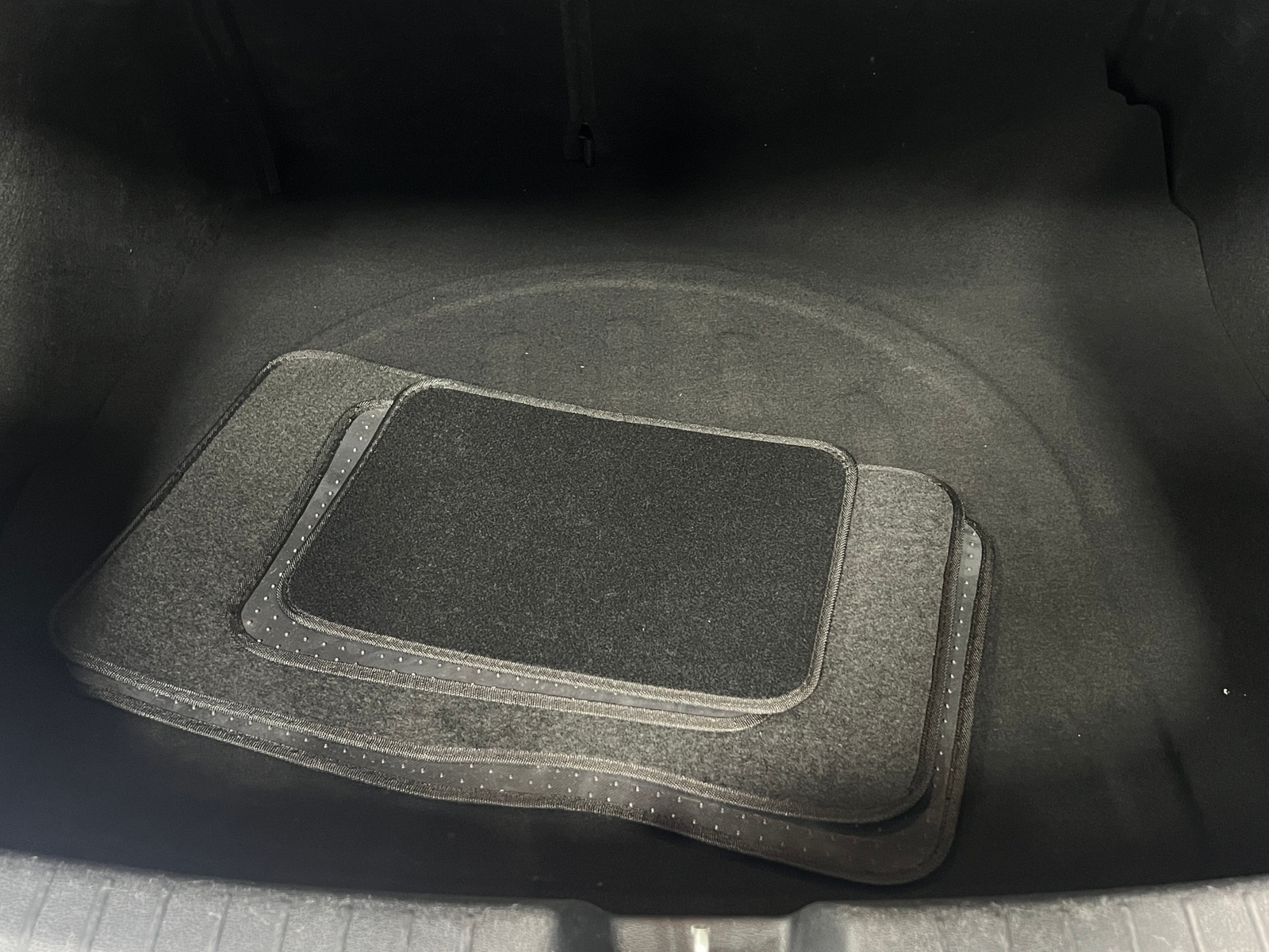 Thumbnail: 2023 Kia Forte - 7