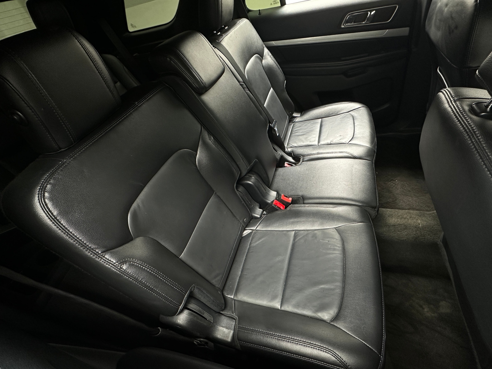 Thumbnail: 2016 Ford Explorer - 5