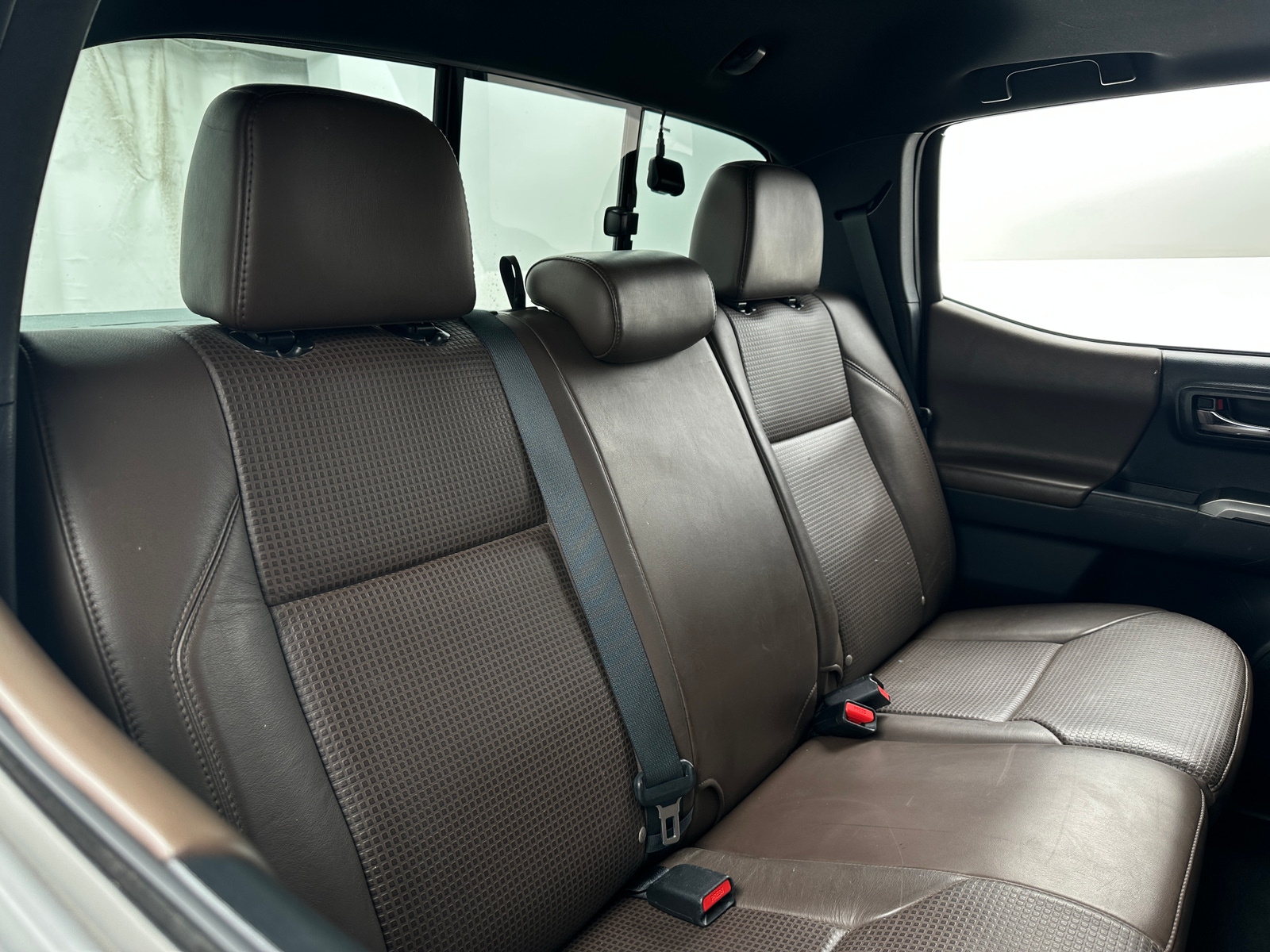 Thumbnail: 2016 Toyota Tacoma - 5