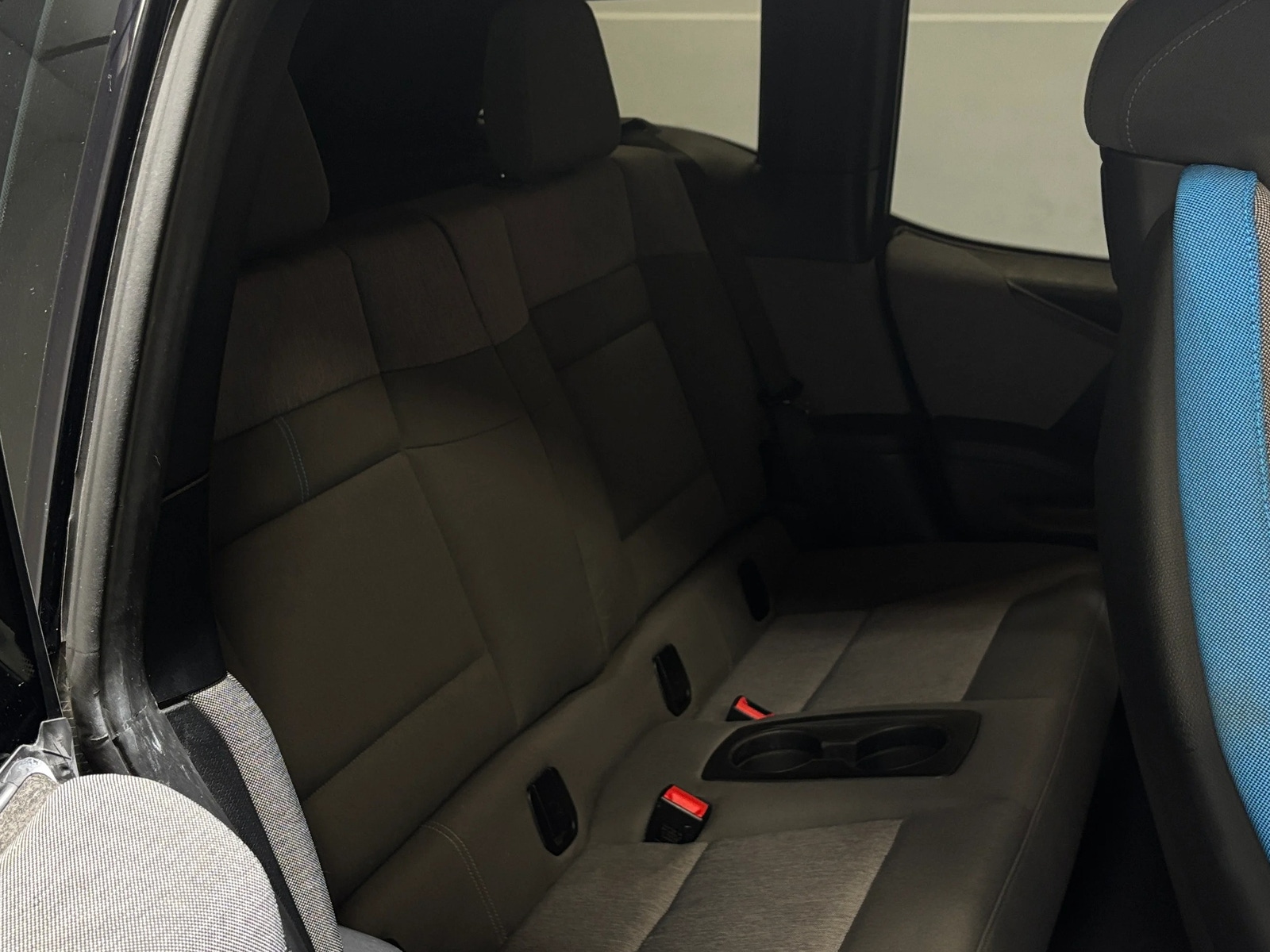 Thumbnail: 2016 BMW i3 - 6