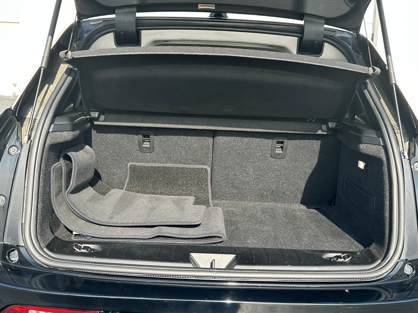 Thumbnail: 2016 BMW i3 - 7