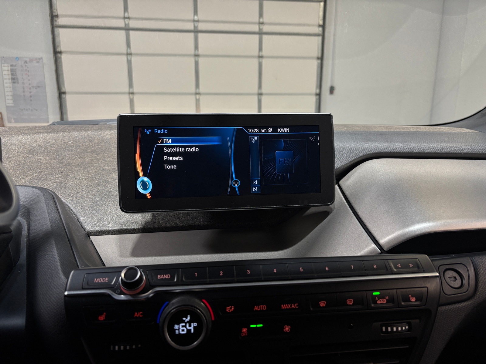 Thumbnail: 2016 BMW i3 - 4