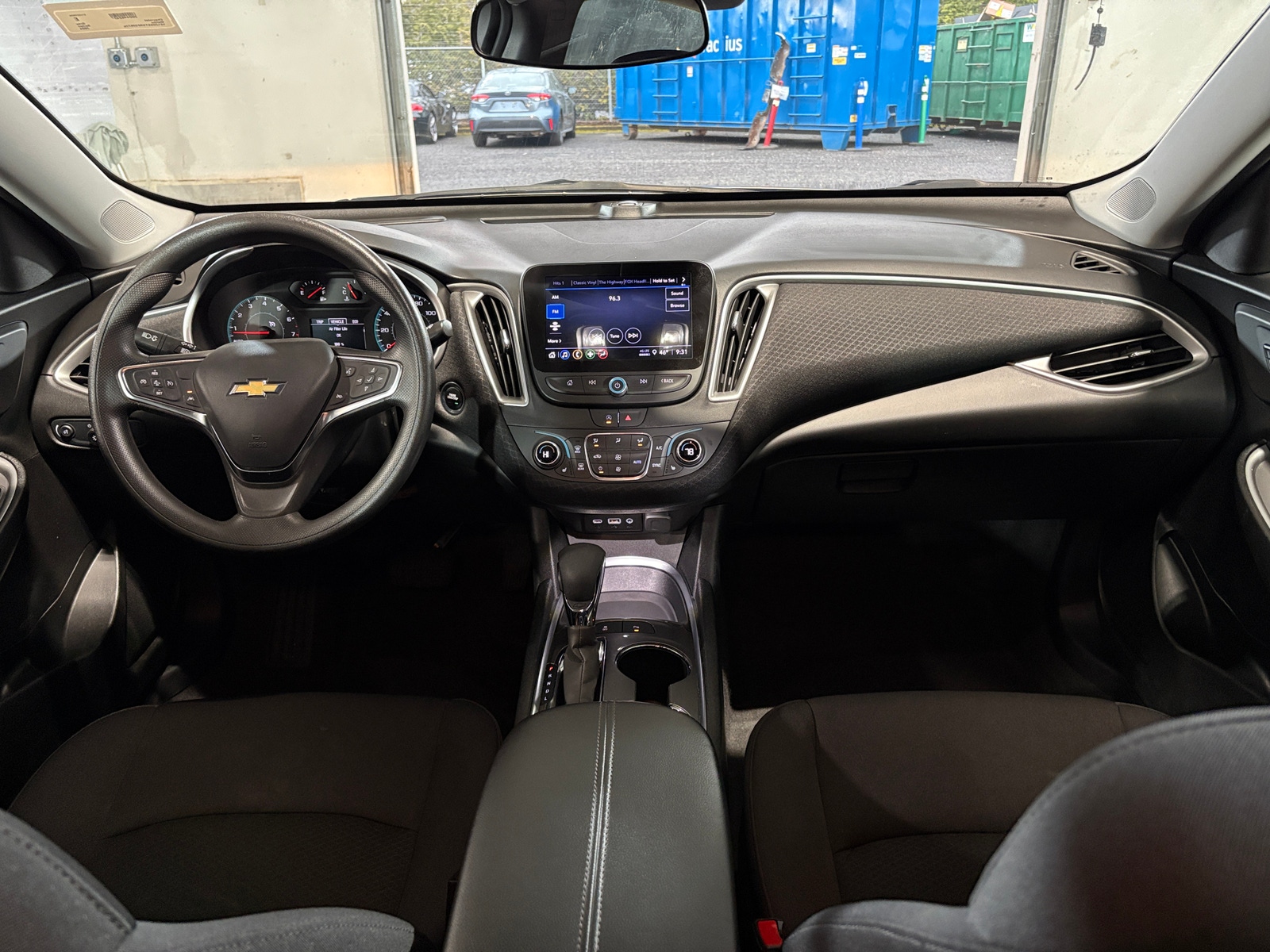 Thumbnail: 2024 Chevrolet Malibu - 3