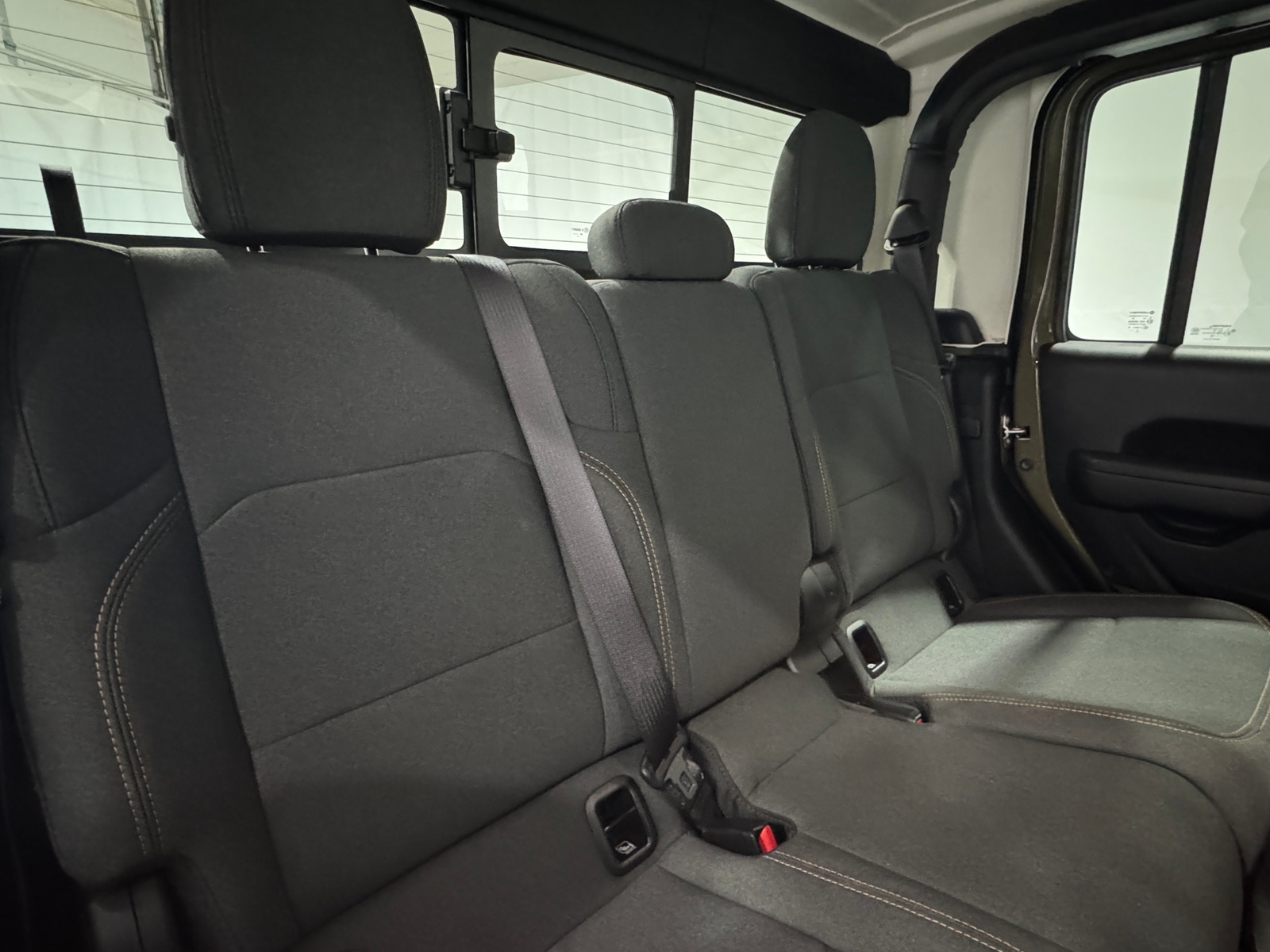 Thumbnail: 2025 Jeep Gladiator - 6