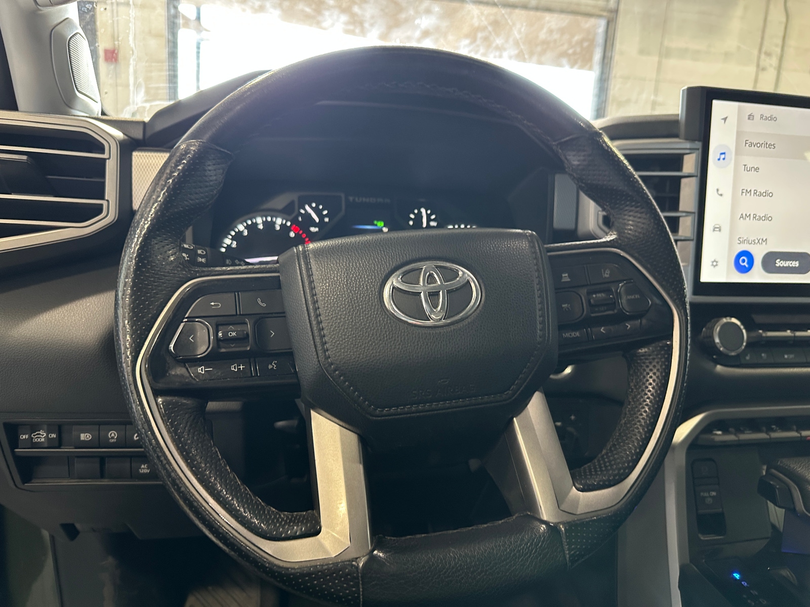 Thumbnail: 2022 Toyota Tundra - 4