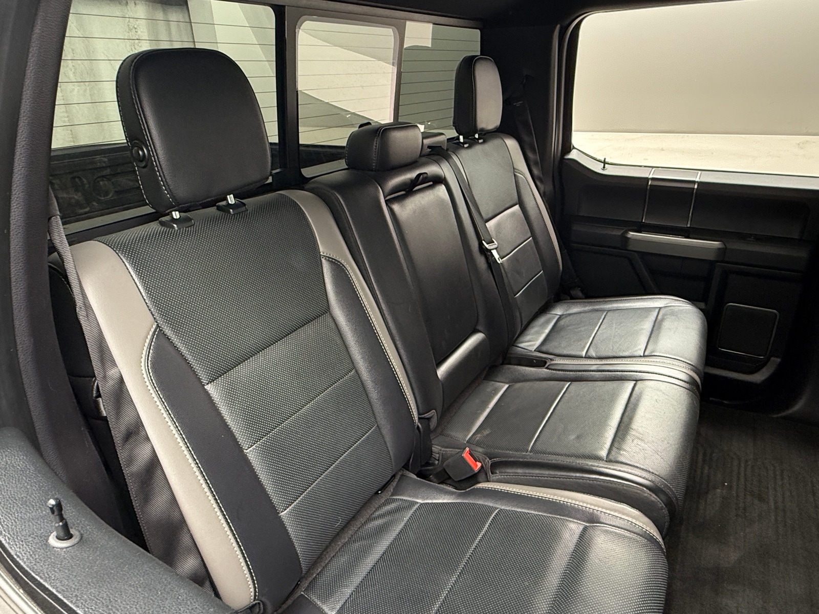 Thumbnail: 2018 Ford Econoline - 5