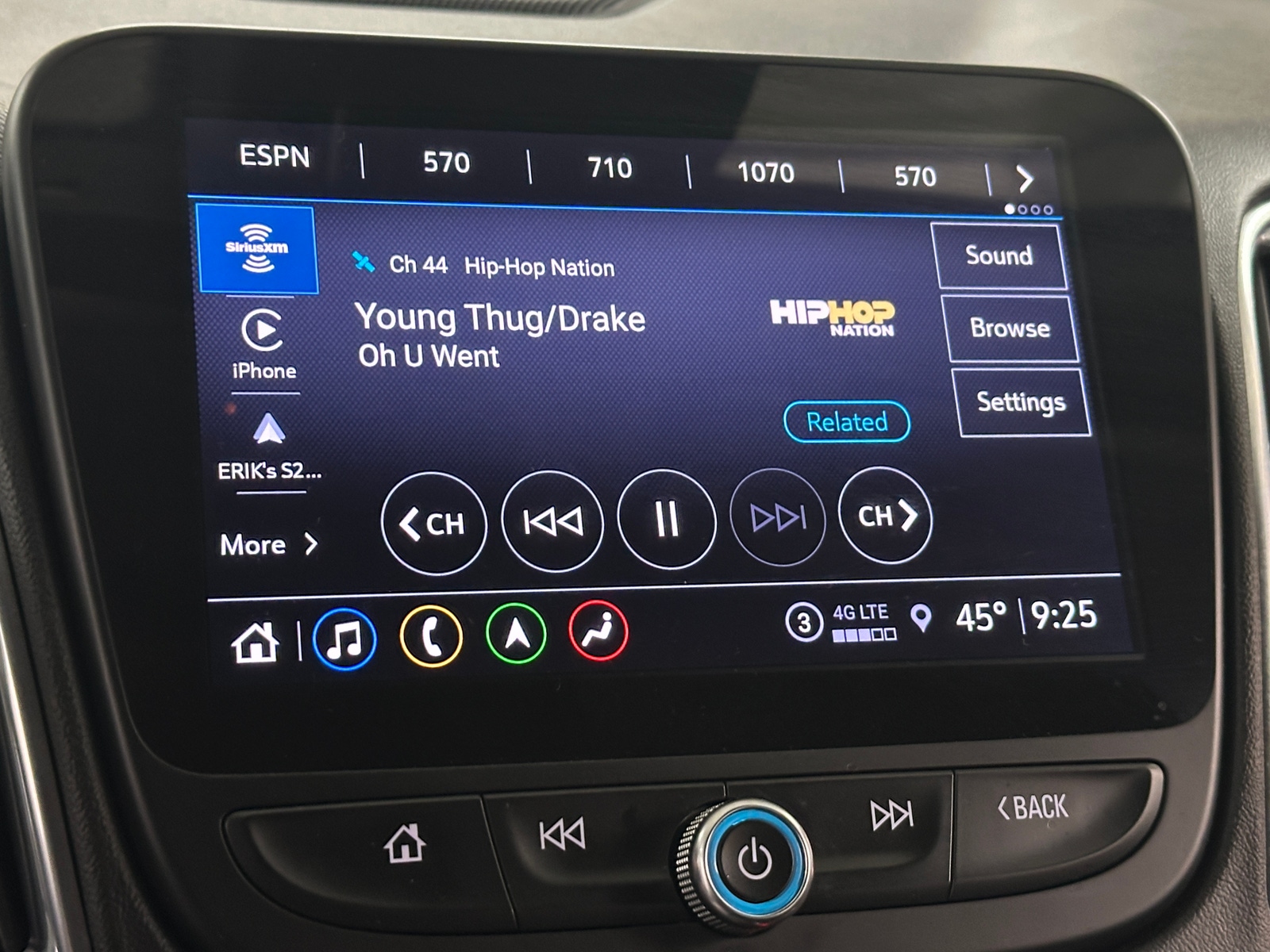 Thumbnail: 2024 Chevrolet Malibu - 3