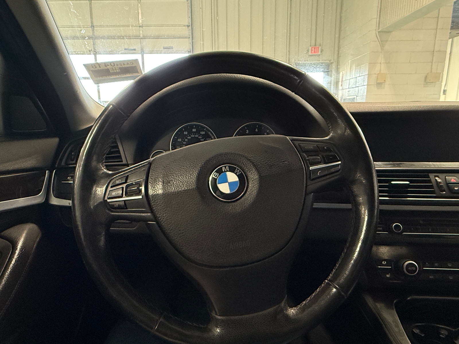 Thumbnail: 2013 BMW 5 Series - 4