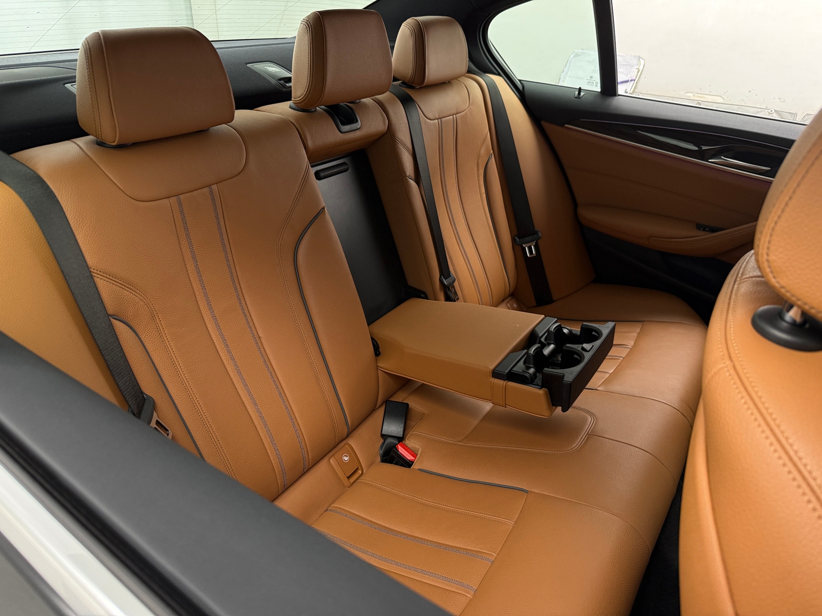 Thumbnail: 2020 BMW 5 Series - 5