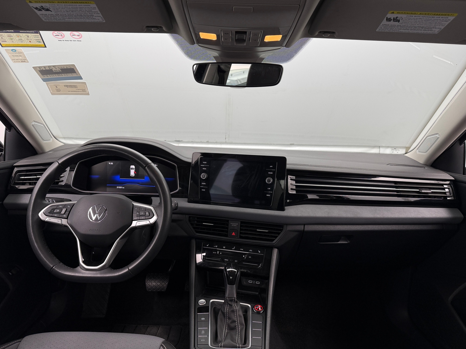 Thumbnail: 2025 Volkswagen Jetta - 2