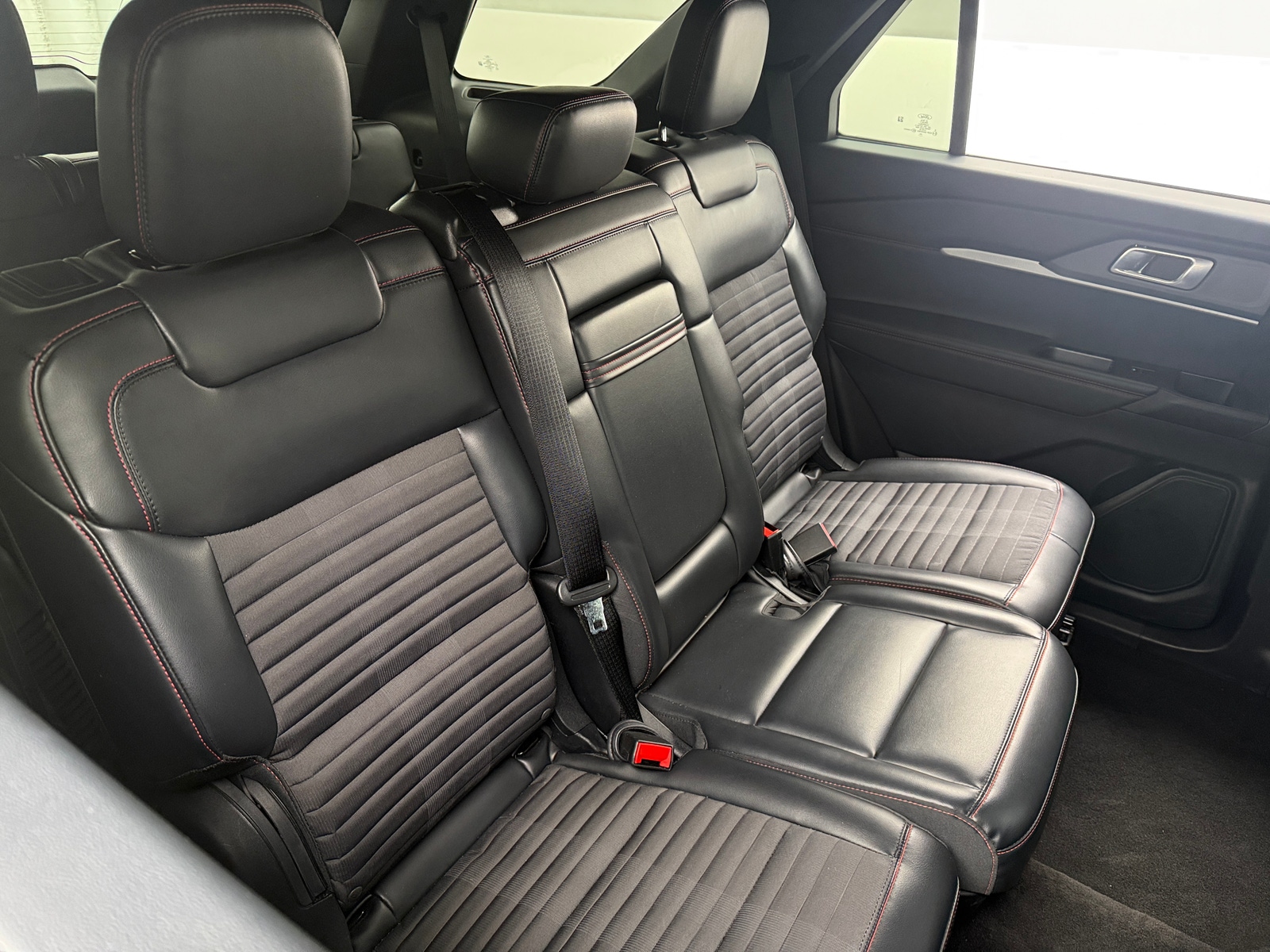 Thumbnail: 2025 Ford Explorer - 5