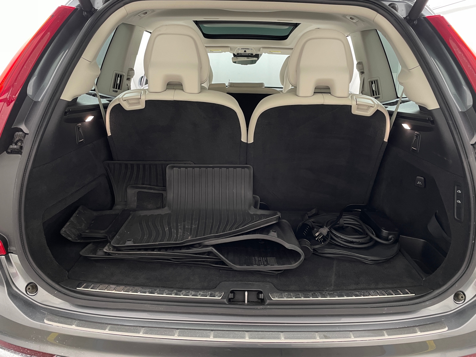 Thumbnail: 2020 Volvo XC90 - 6