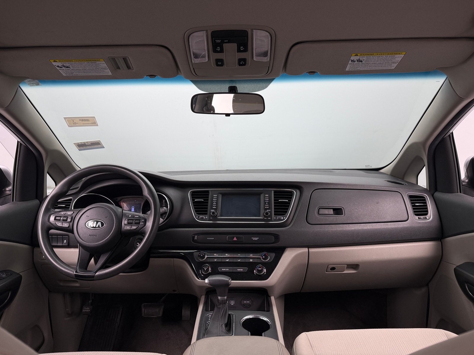 Thumbnail: 2019 Kia Sedona - 3