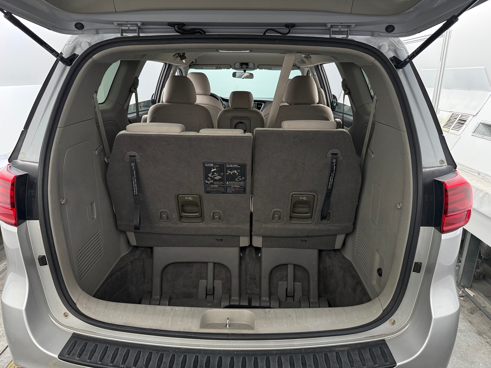 Thumbnail: 2019 Kia Sedona - 7