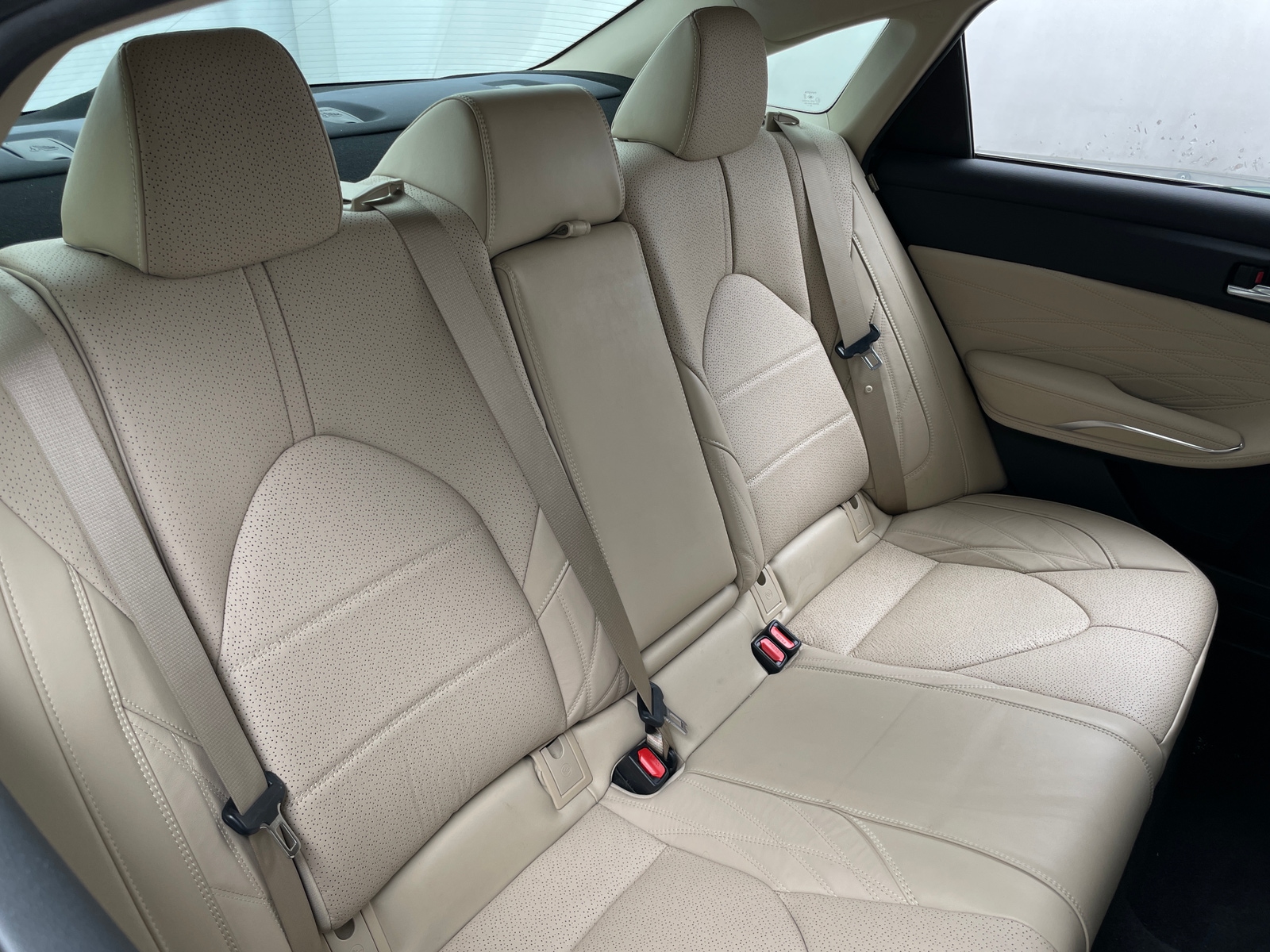 Thumbnail: 2019 Toyota Avalon - 5