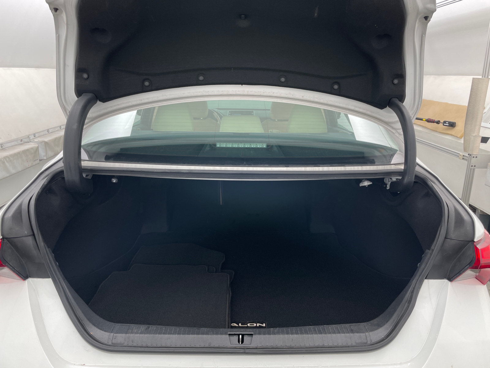 Thumbnail: 2019 Toyota Avalon - 6