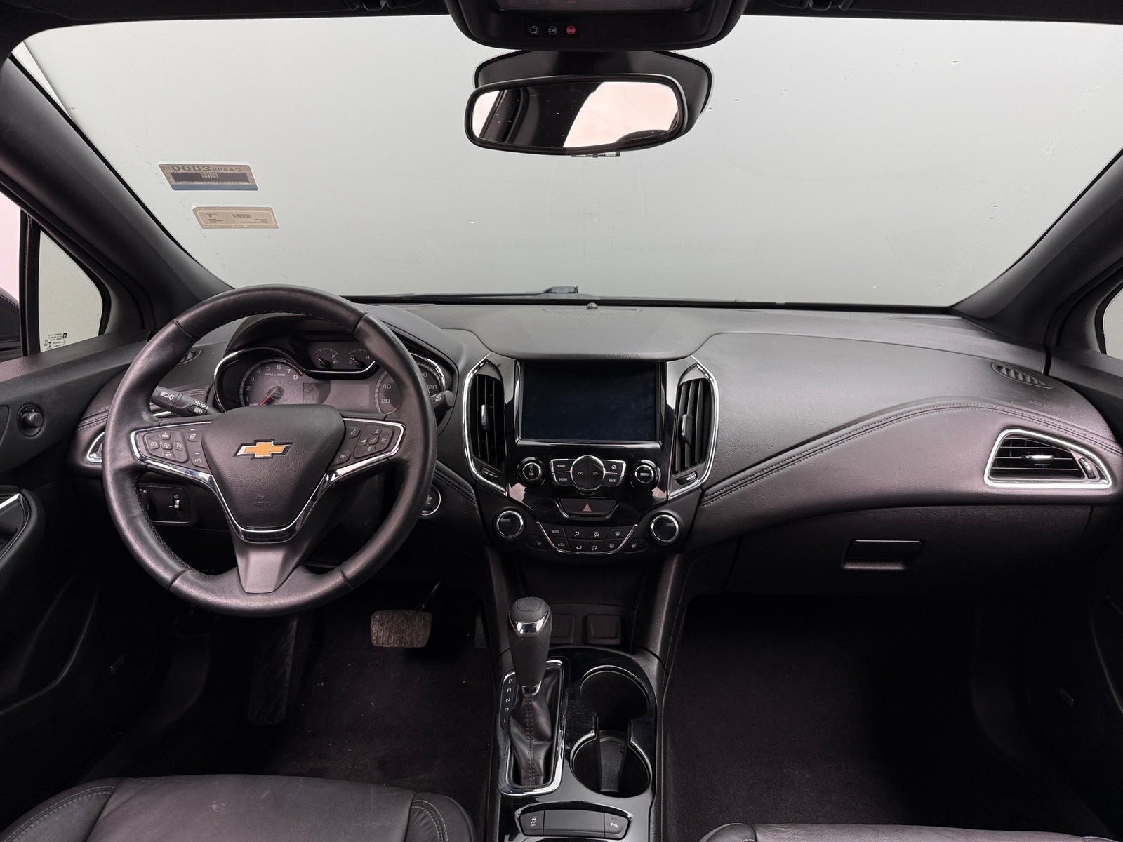 Thumbnail: 2018 Chevrolet Cruze - 2