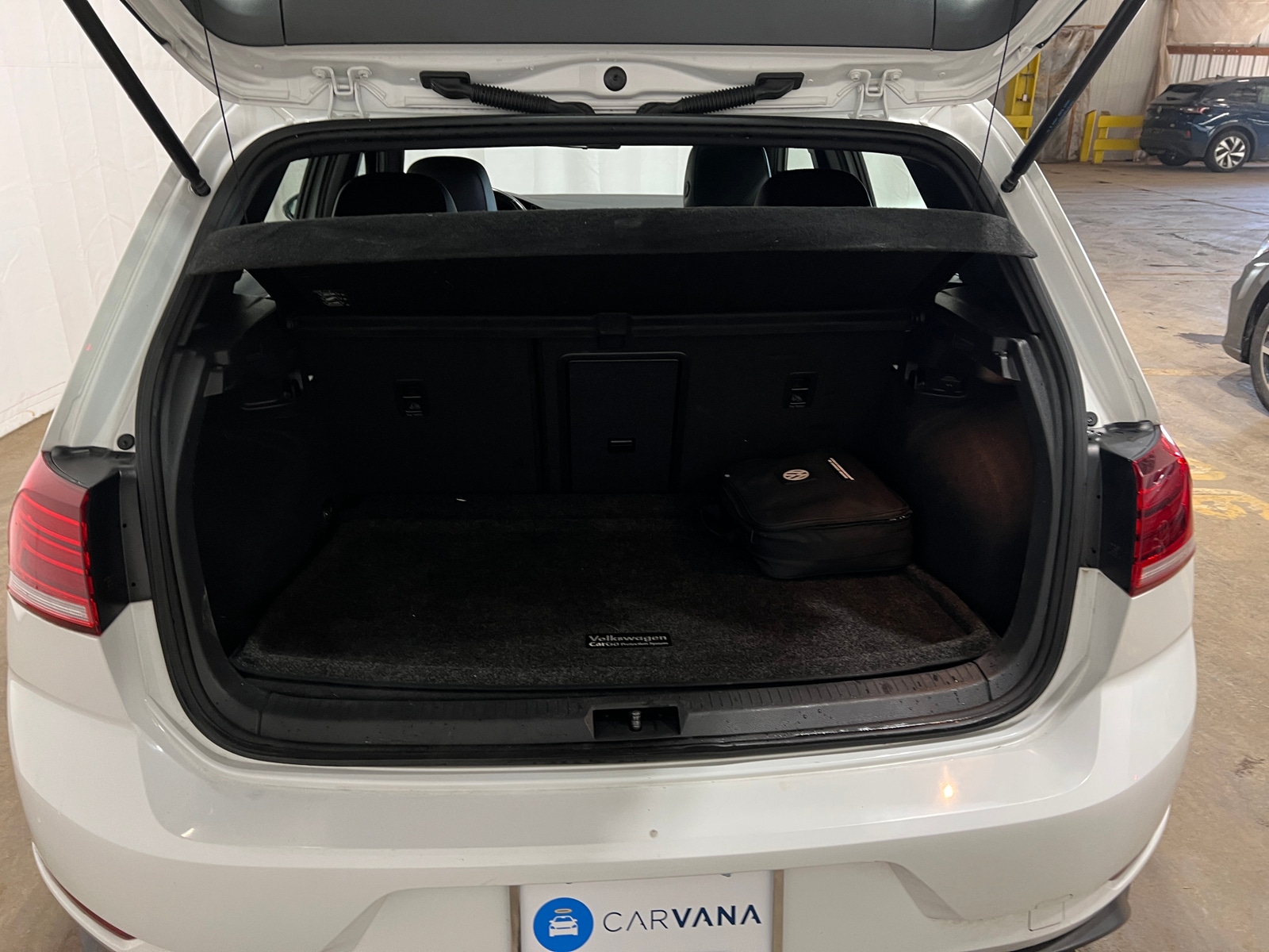 Thumbnail: 2018 Volkswagen Golf - 7