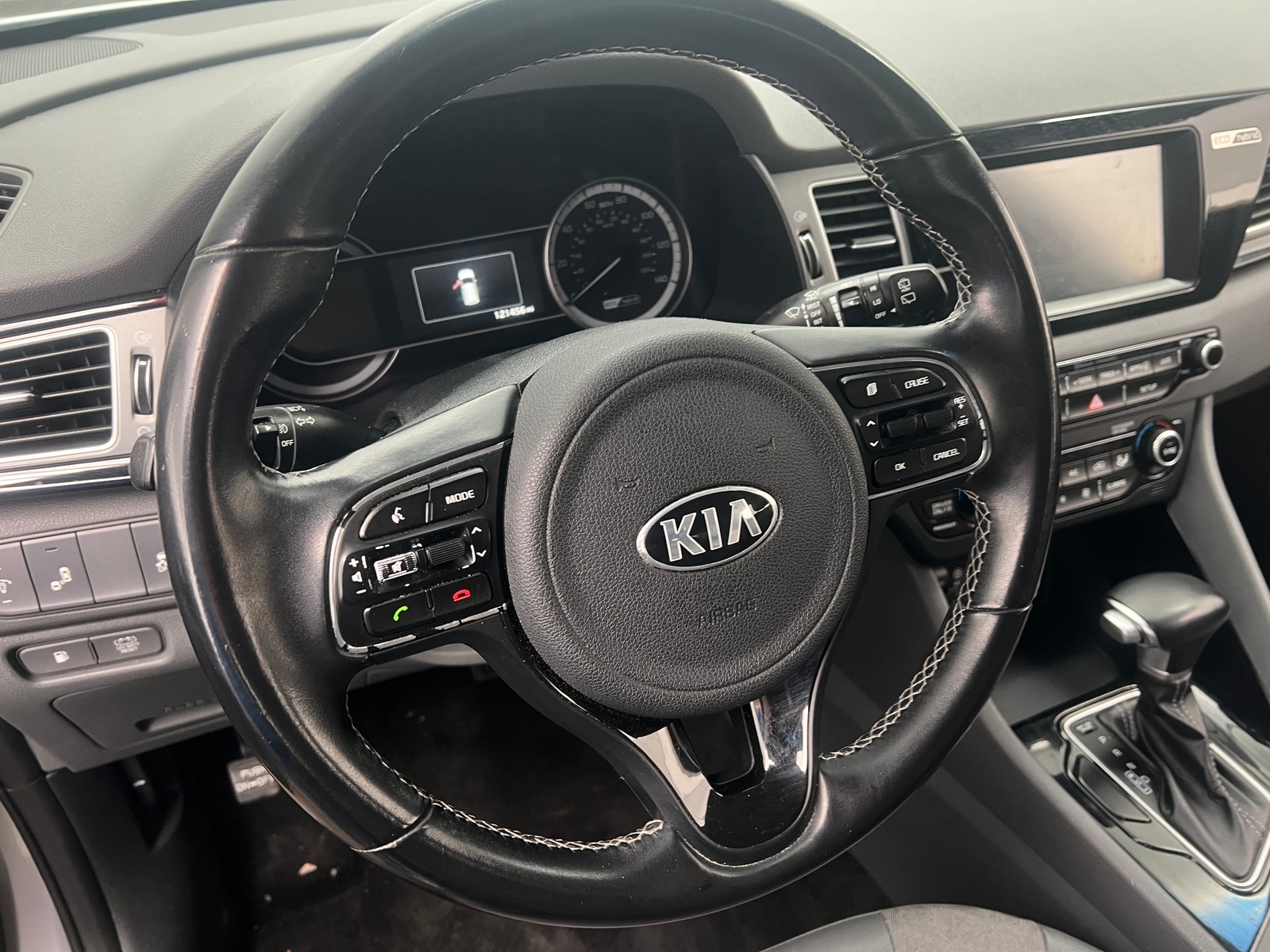 Thumbnail: 2017 Kia Niro - 5