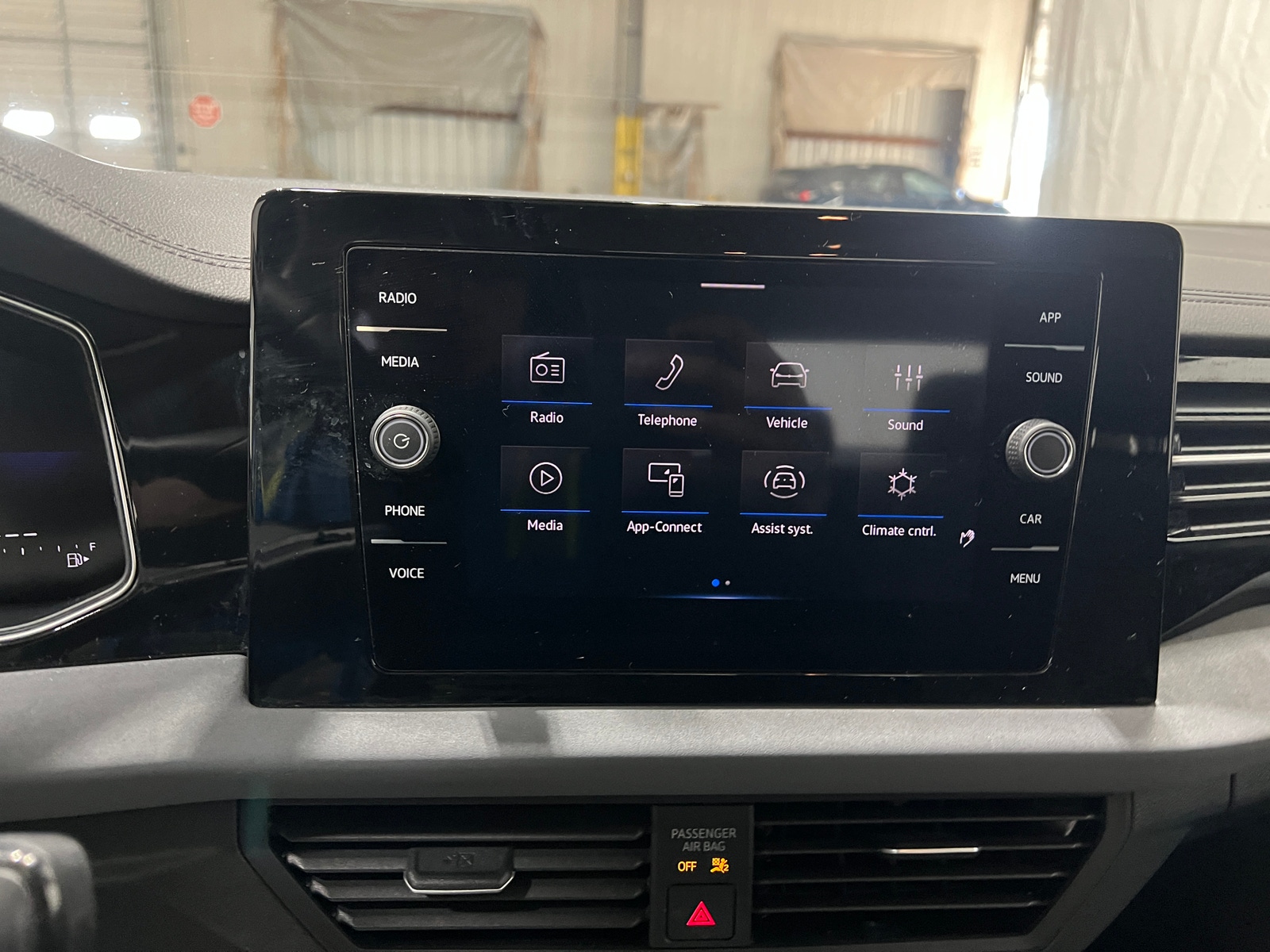 Thumbnail: 2025 Volkswagen Jetta - 4