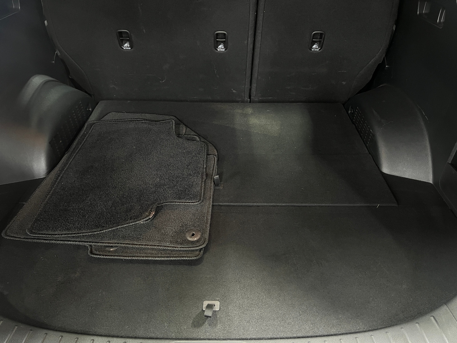 Thumbnail: 2020 Hyundai Santa Fe - 7