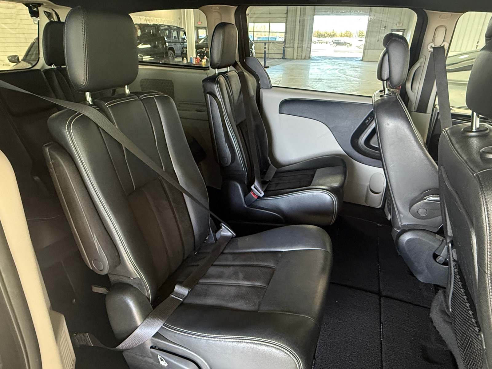 Thumbnail: 2020 Dodge Grand Caravan - 5