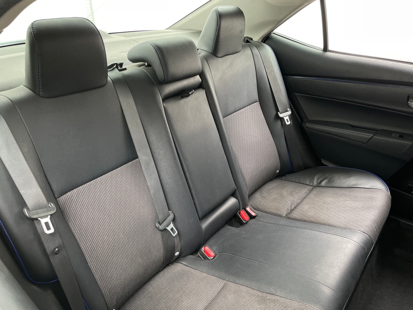 Thumbnail: 2019 Toyota Corolla - 5