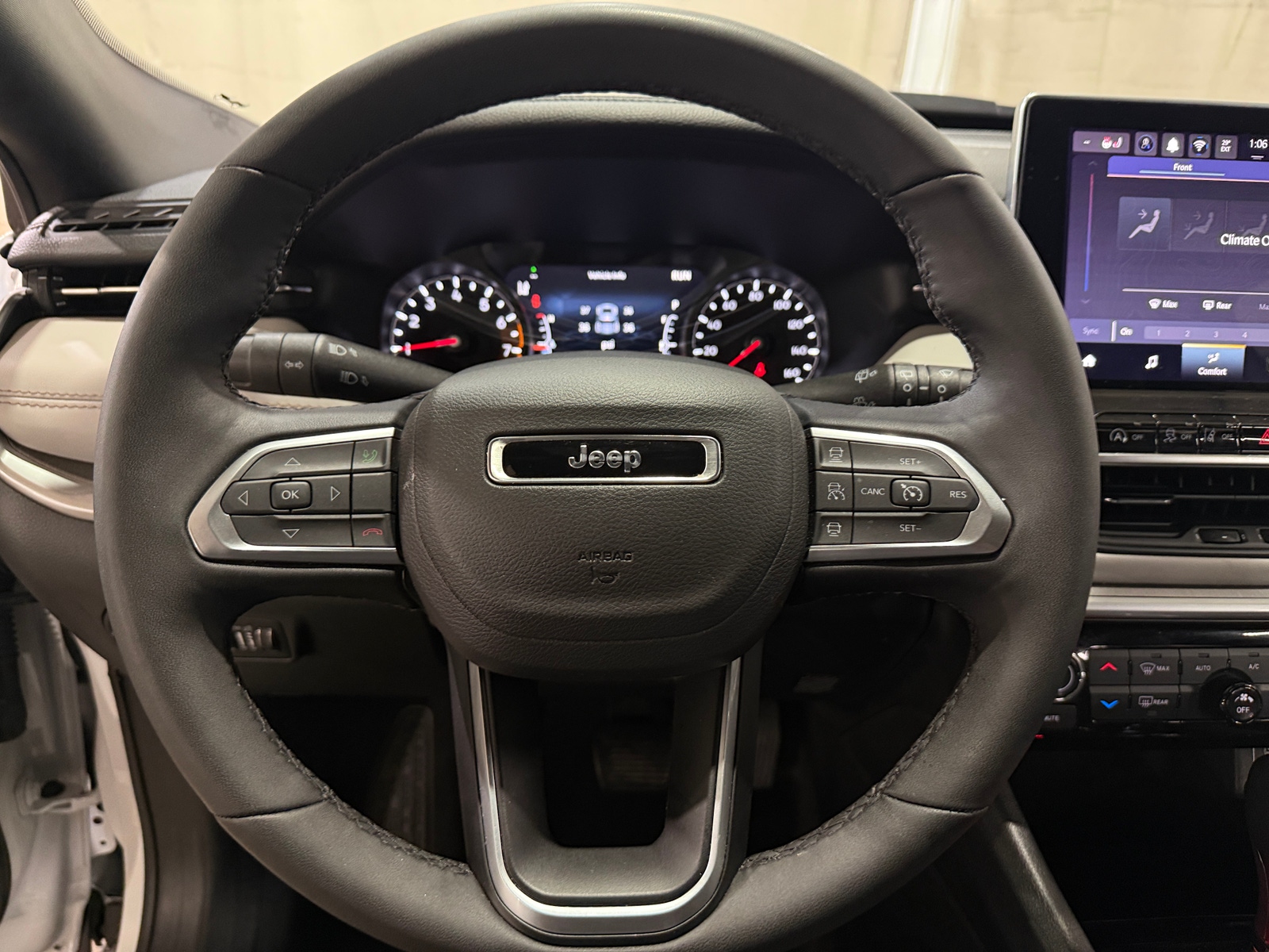 Thumbnail: 2025 Jeep Compass - 4