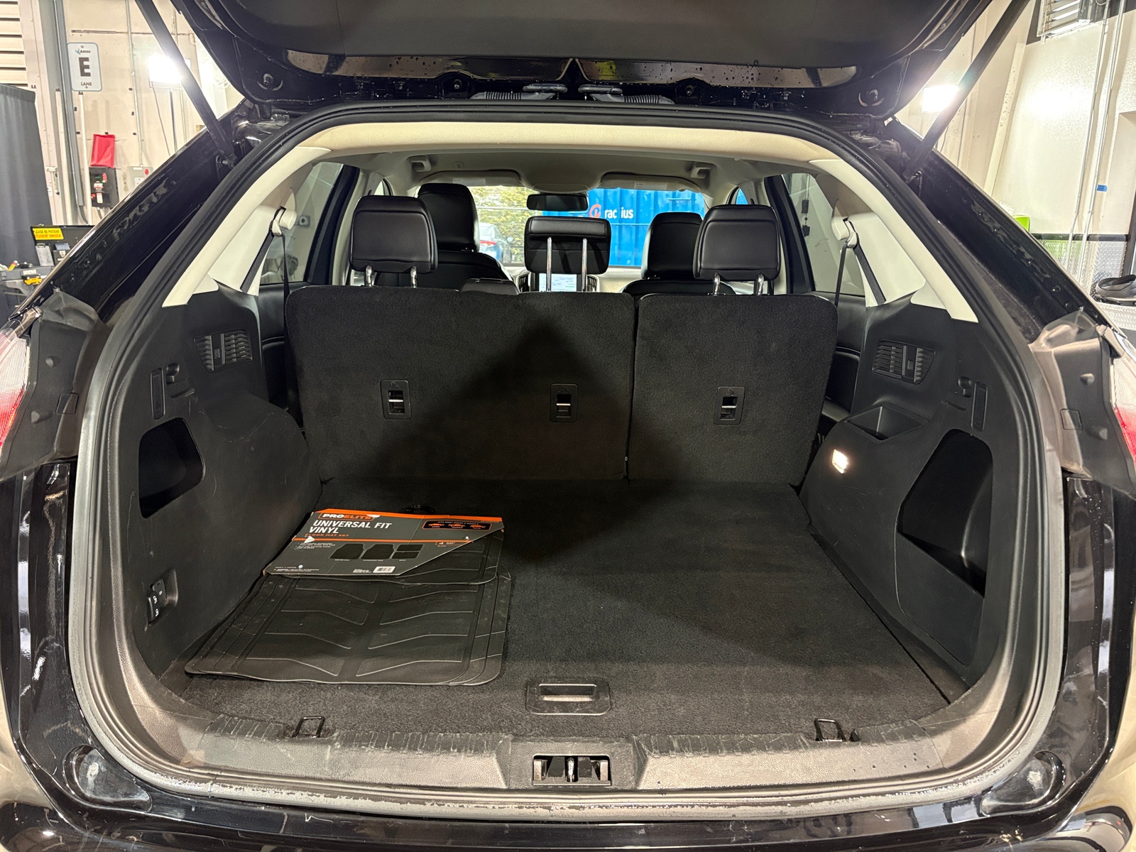 Thumbnail: 2024 Ford Edge - 7