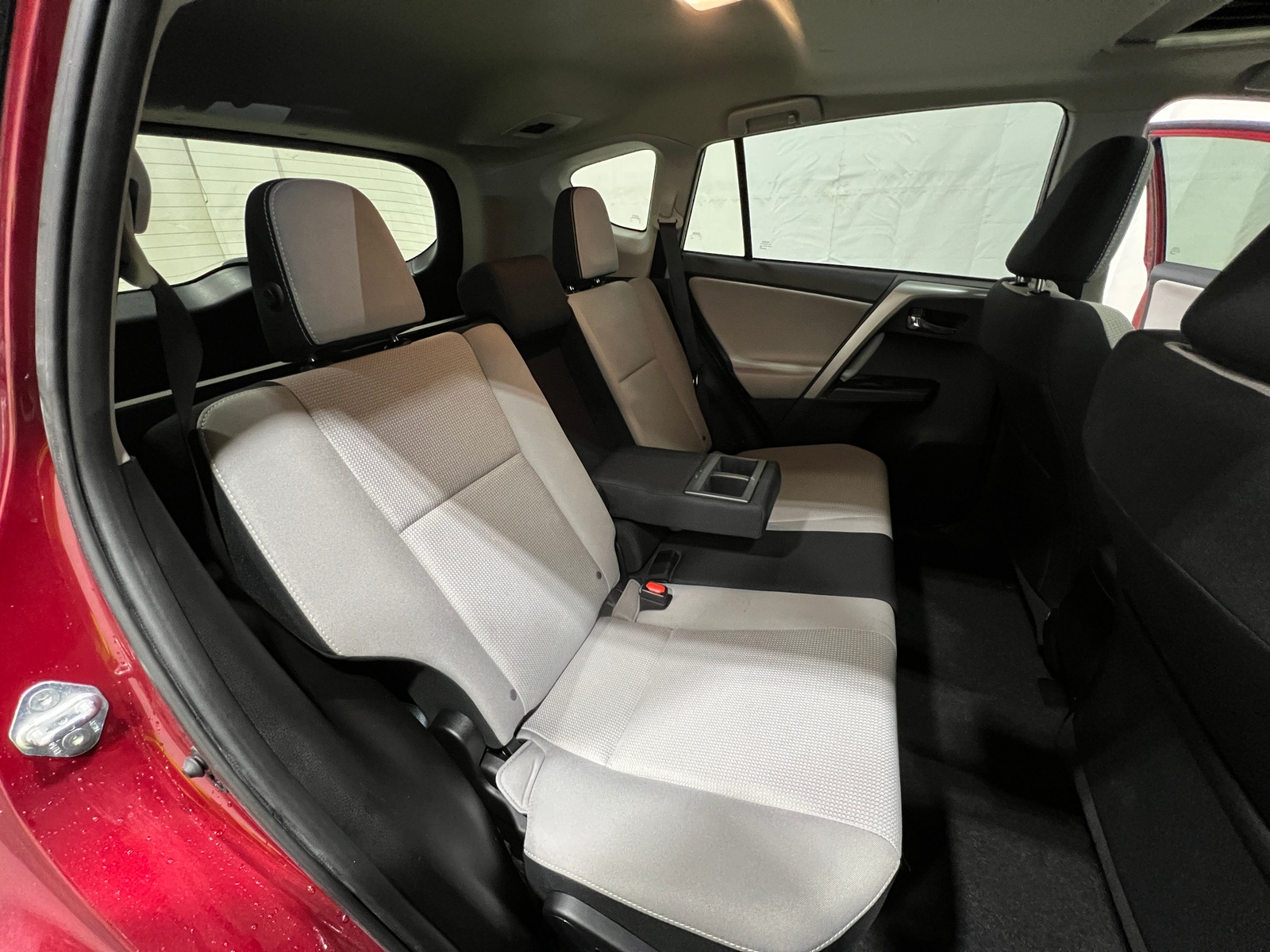 Thumbnail: 2018 Toyota RAV4 - 6