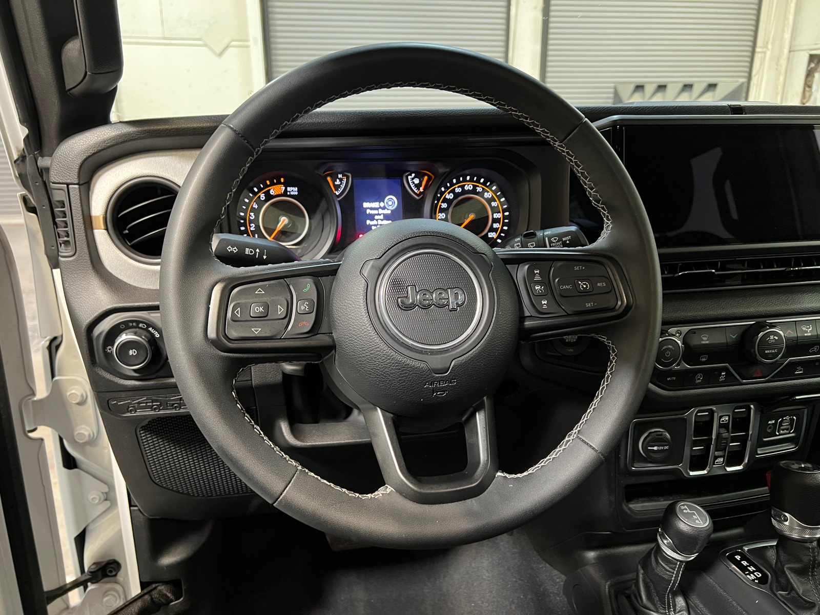 Thumbnail: 2025 Jeep Wrangler - 5