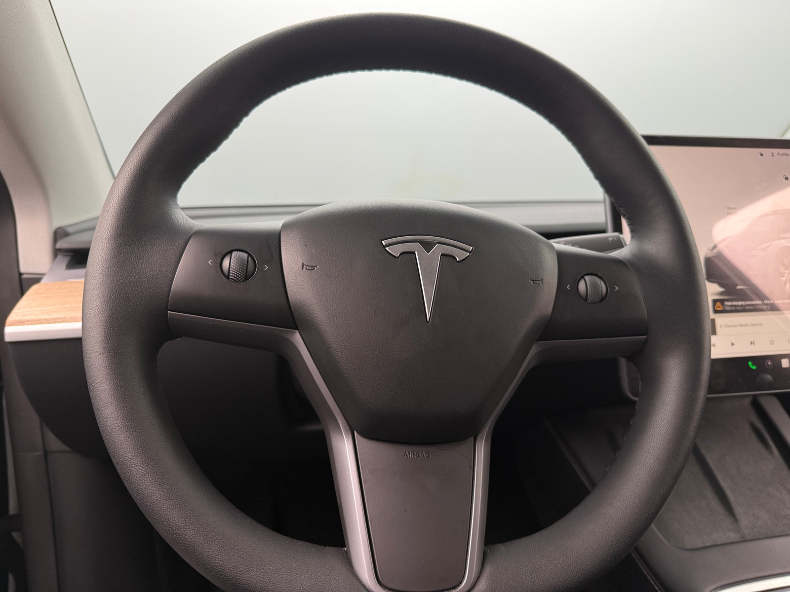 Thumbnail: 2023 Tesla Model Y - 4