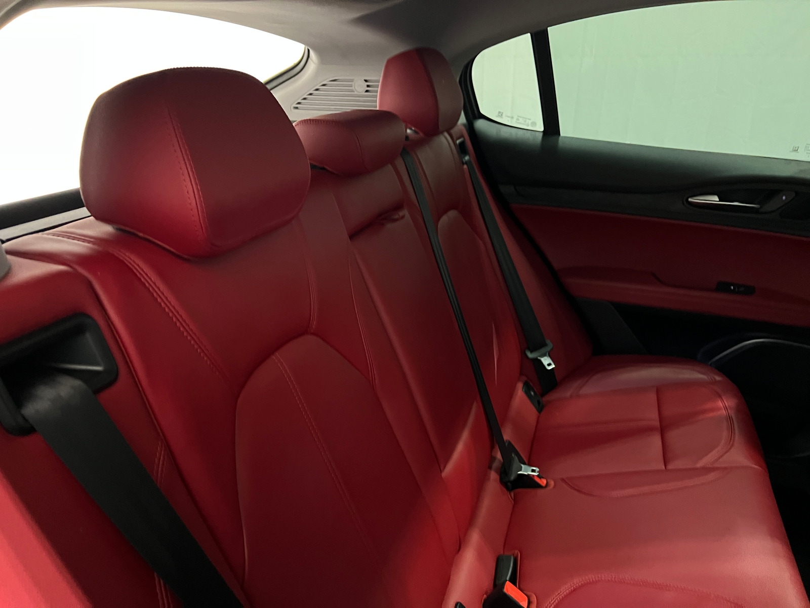 Thumbnail: 2021 Alfa Romeo Stelvio - 5