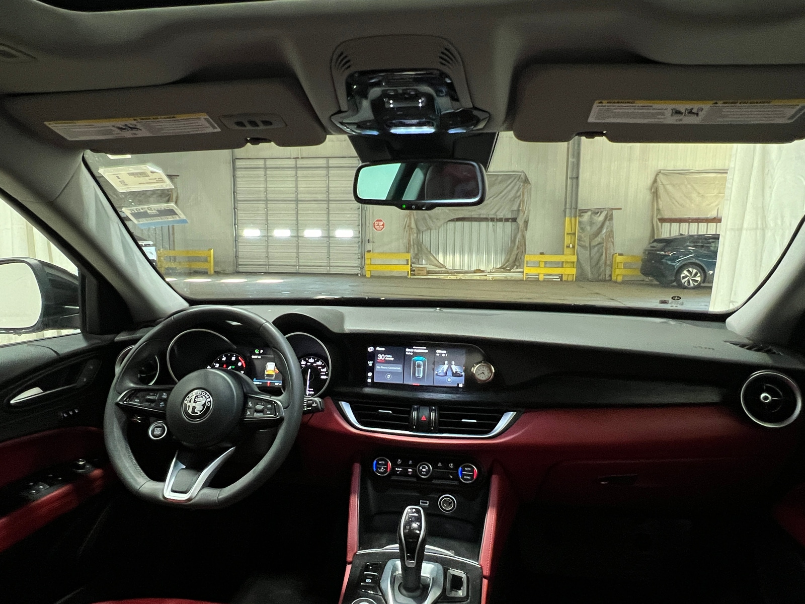 Thumbnail: 2021 Alfa Romeo Stelvio - 2